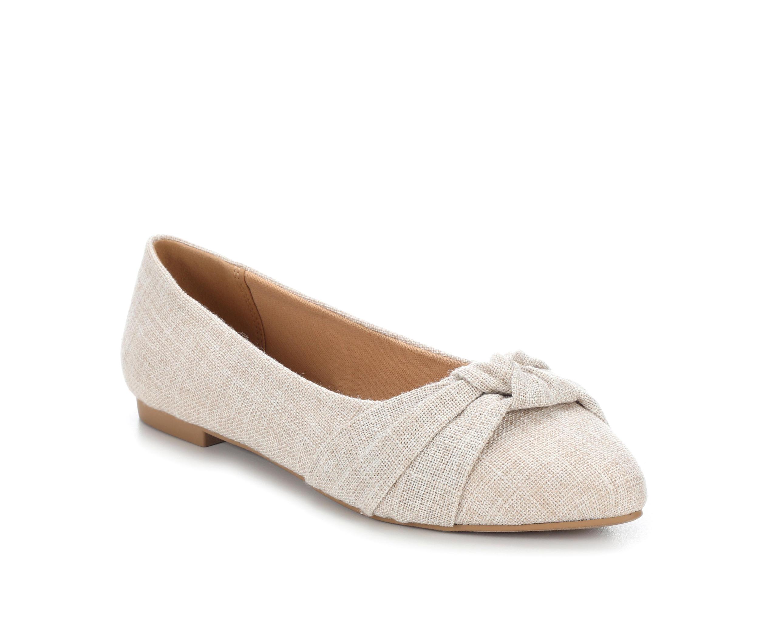 Women's City Classified Madison Flats Product Image