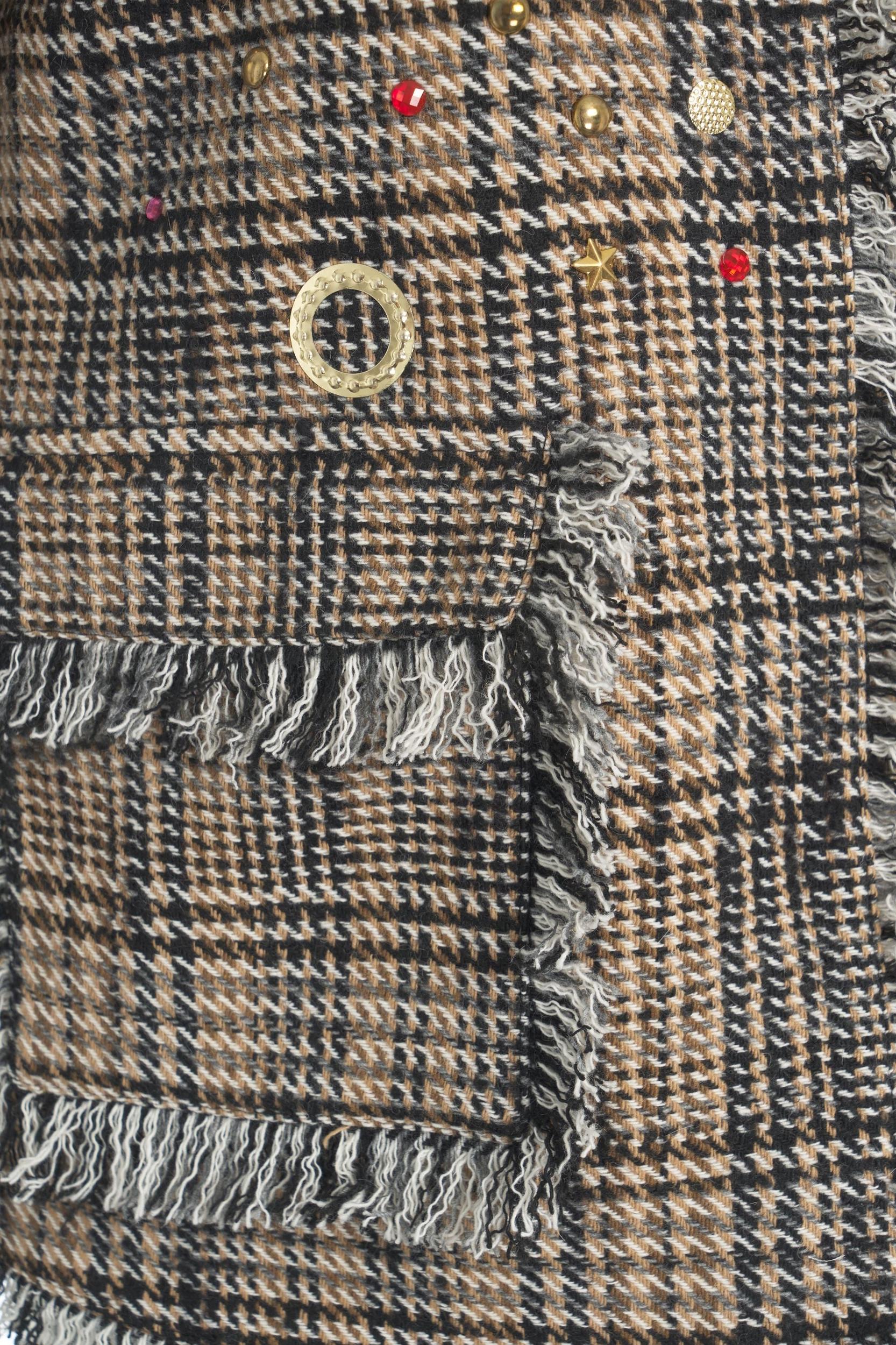 Blazer with appliques Product Image