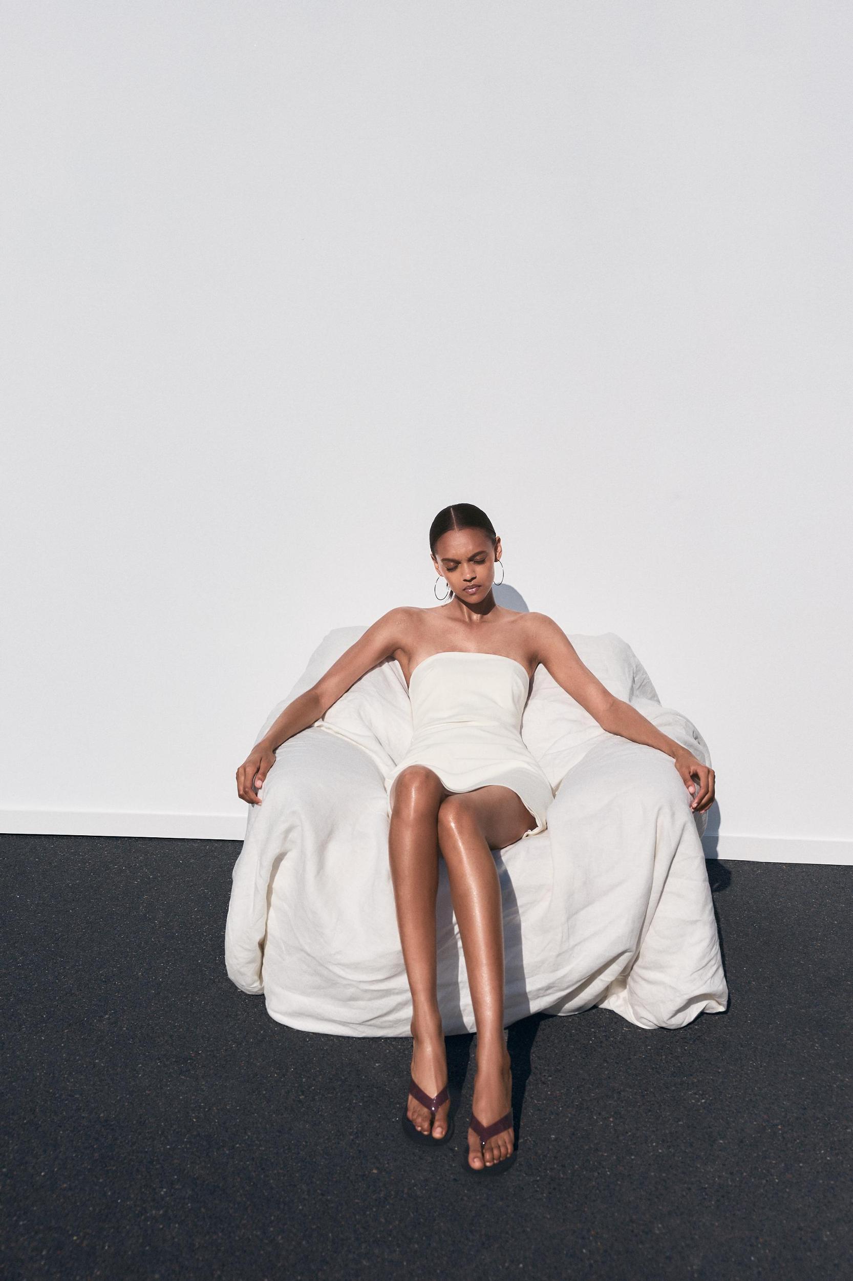 SHORT DRESS Product Image