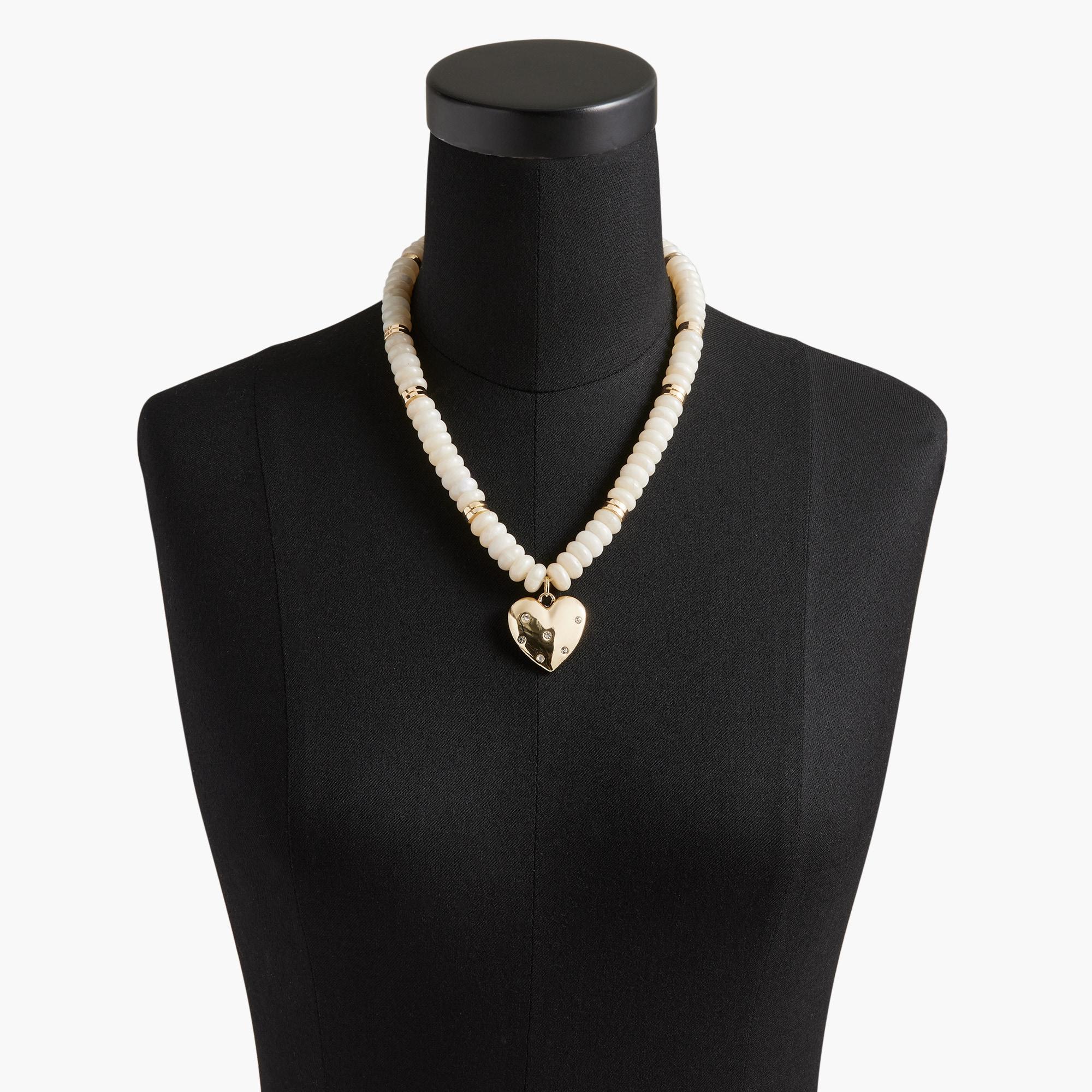 Beaded pendant necklace Product Image