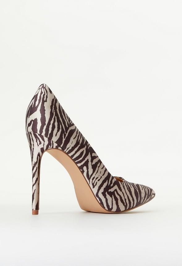 Annakay Pointed Toe Pump Product Image