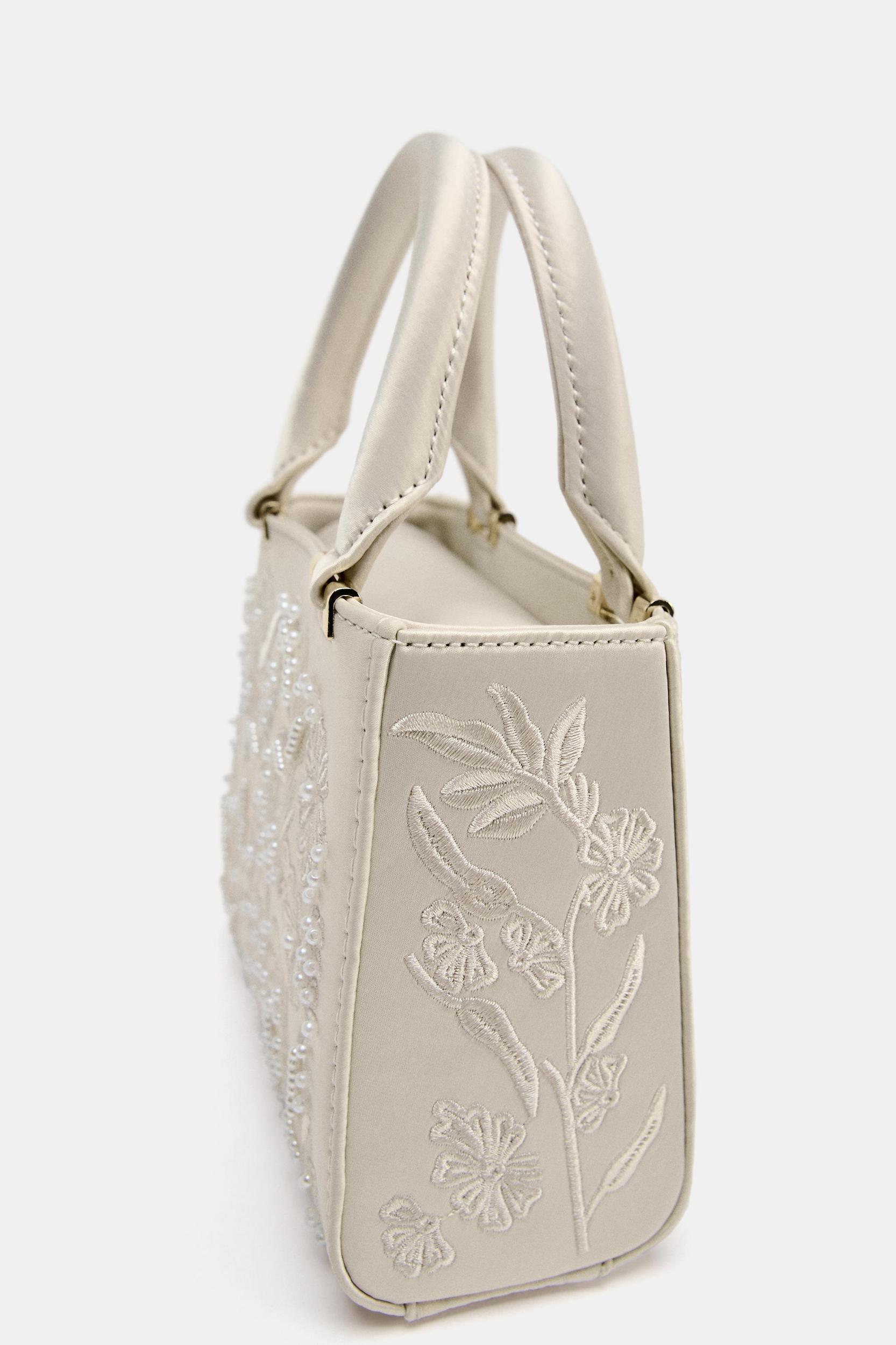 SATIN EFFECT PEARL BAG Product Image