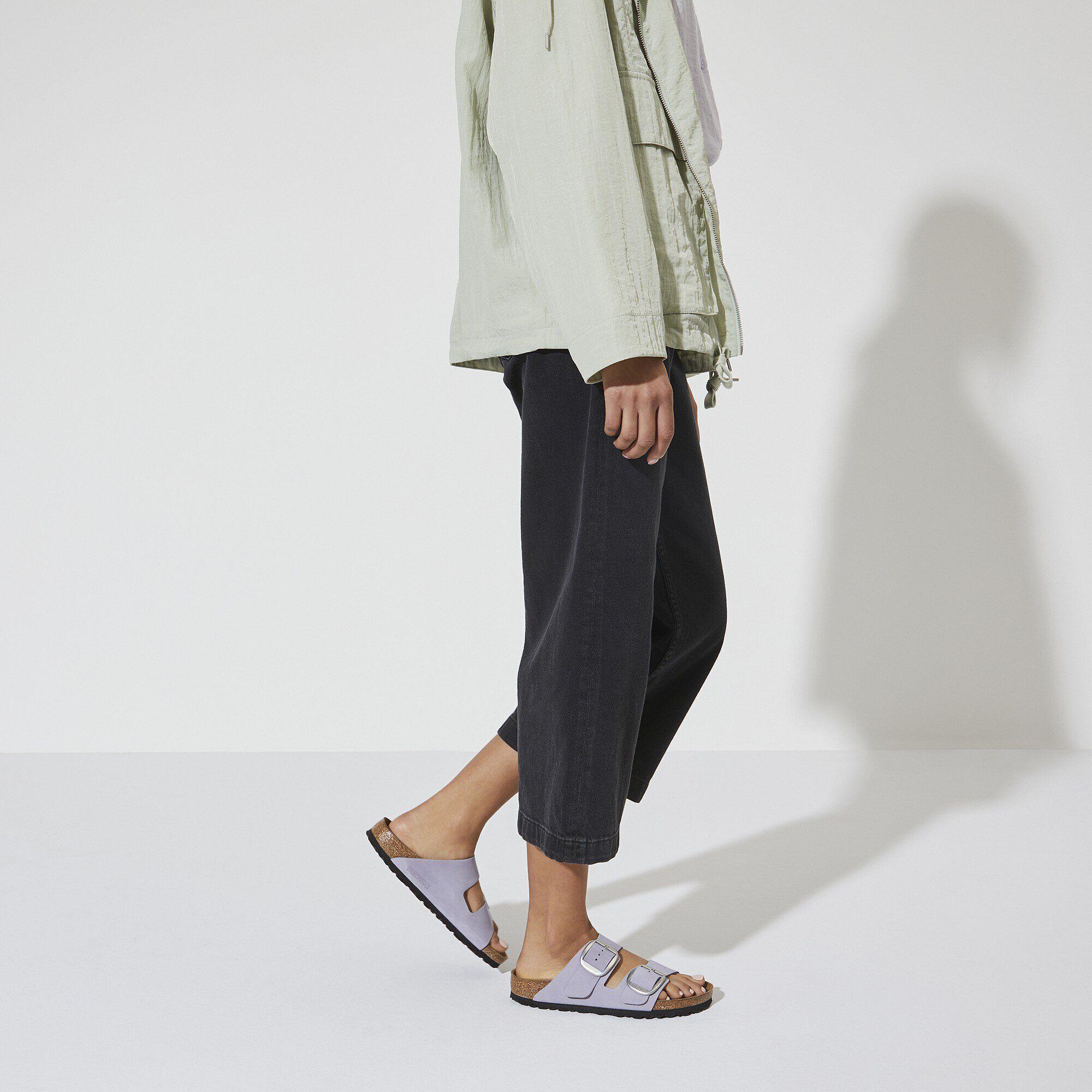 Arizona Big Buckle Nubuk Leather Product Image