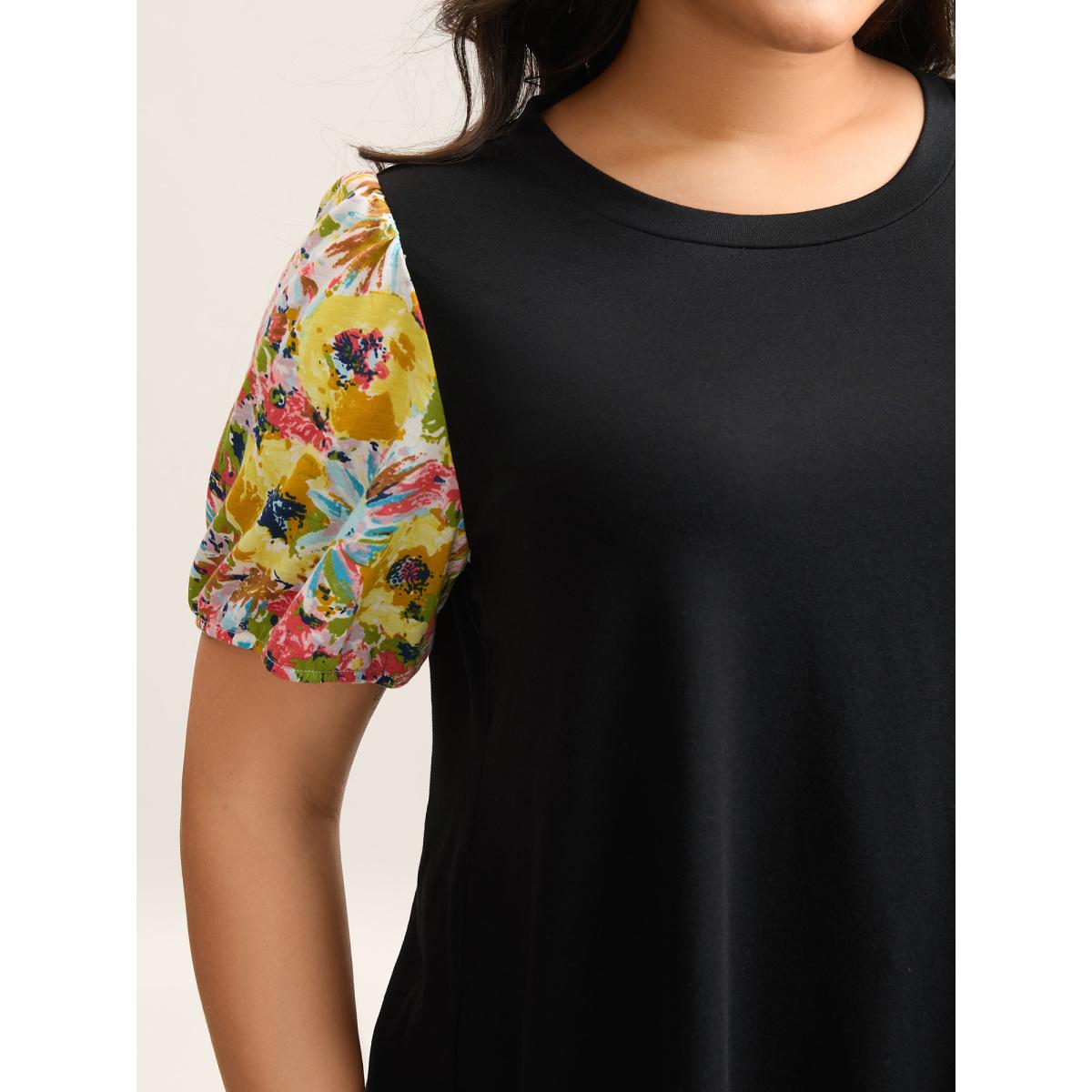 Plus Size Floral Sleeve Spliced Curvy Hem T-Shirt Black Women Gathered Round Neck Everyday-Casual T-shirts BloomChic 28/5X Product Image