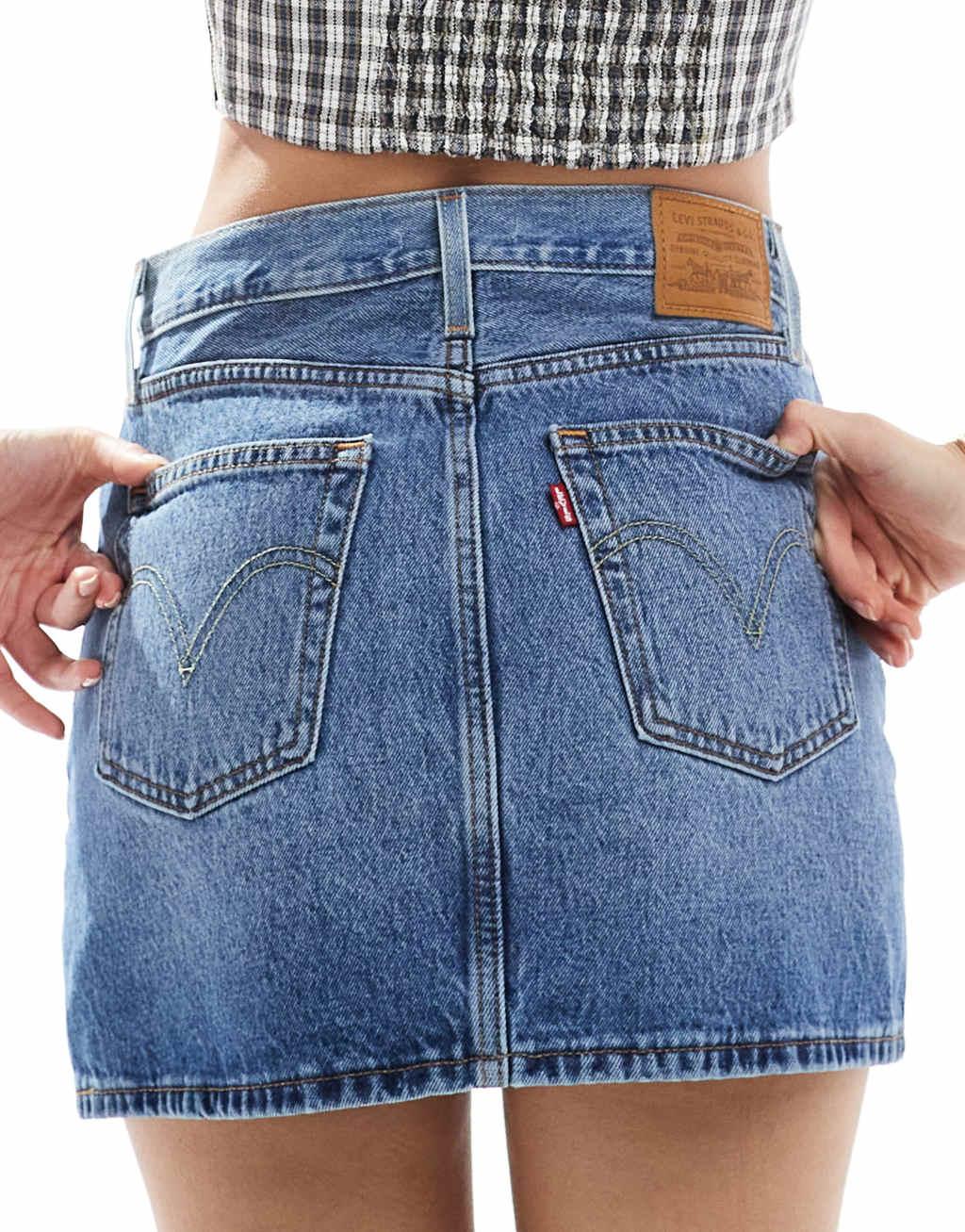 Levi's western icon denim skirt in light blue  Product Image