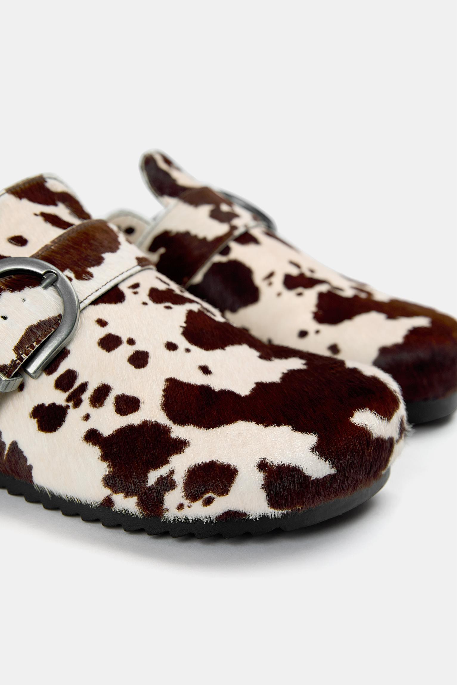 Leather cow clogs Product Image
