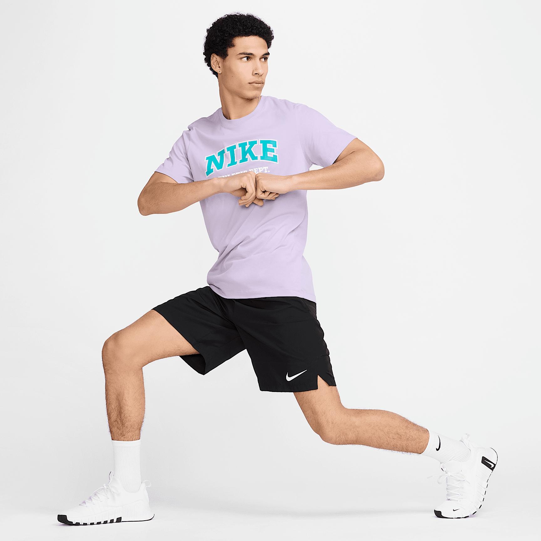 Nike Men's Dri-FIT Fitness T-Shirt Product Image