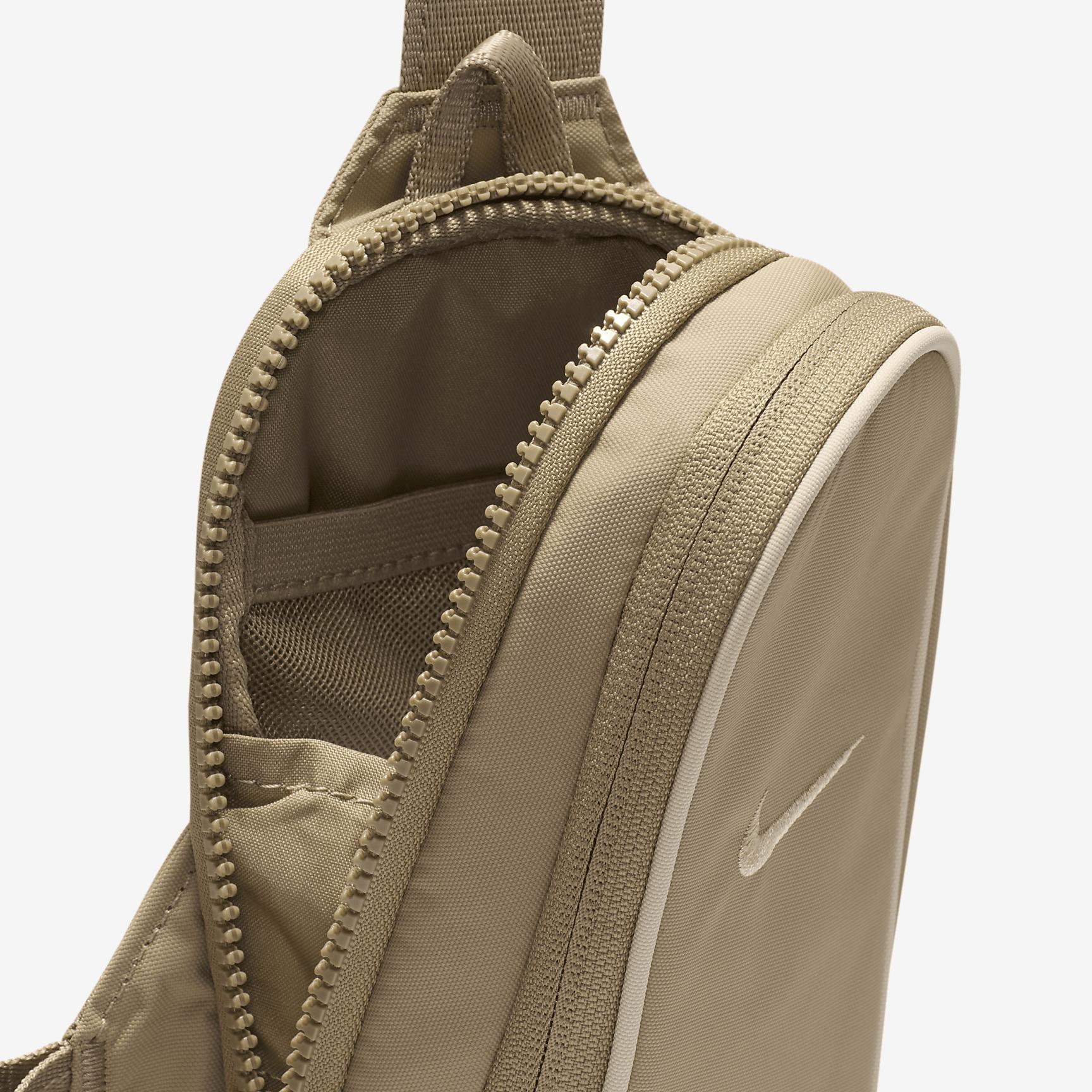 Nike Sportswear Essentials Crossbody Bag (1L) Product Image