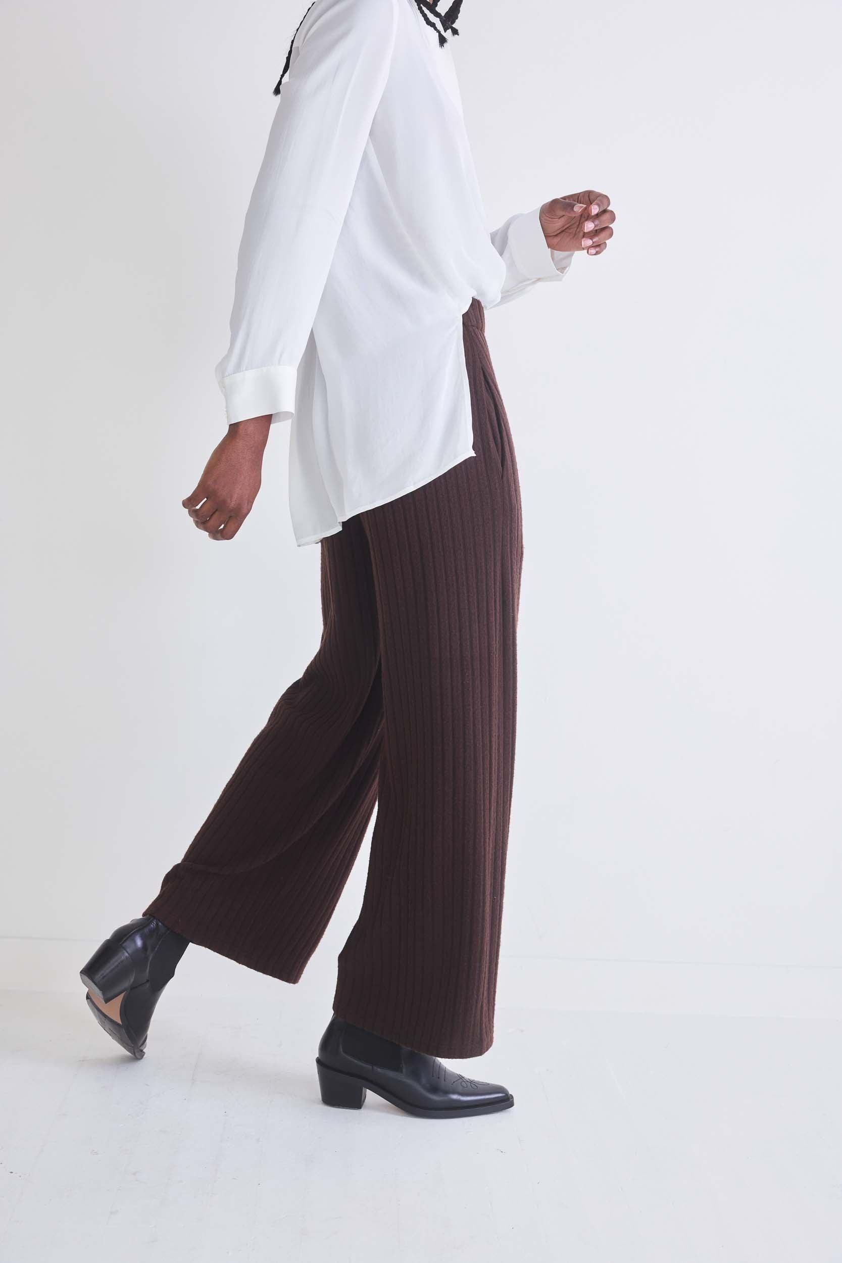 Leisure Flow Ribbed Pants Product Image