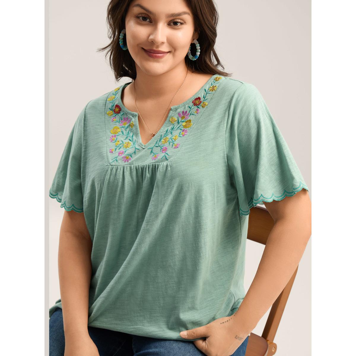 Plus Size Pure Cotton Embroidered Pleated T-Shirt Greenbean Women Boho Gathered Flat collar with V-notch Vacation T-shirts BloomChic 26/4X Product Image