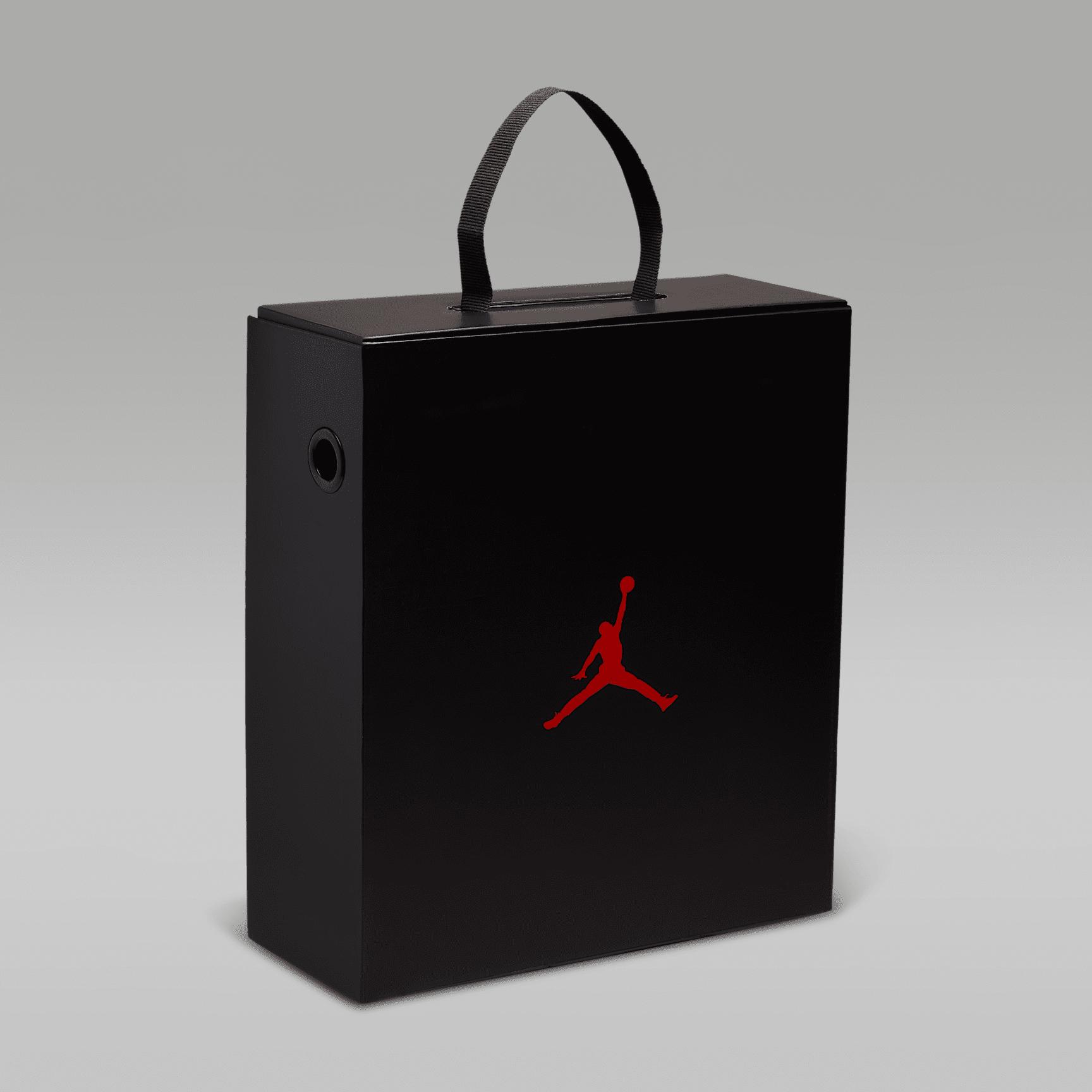 Womens Air Jordan 1 Brooklyn Boots | FJ5737-001 Product Image