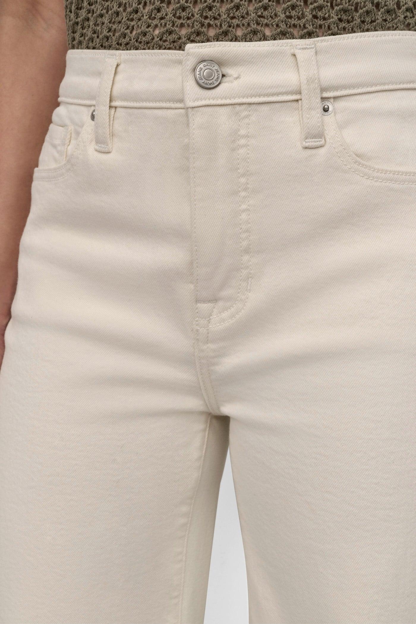 HIGH-RISE TAILORED WIDE-LEG JEAN Product Image