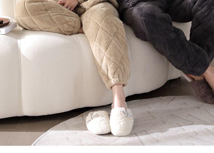 Couple Matching Loungewear Set : Coral Fleece Hooded Jacket & Pants Product Image