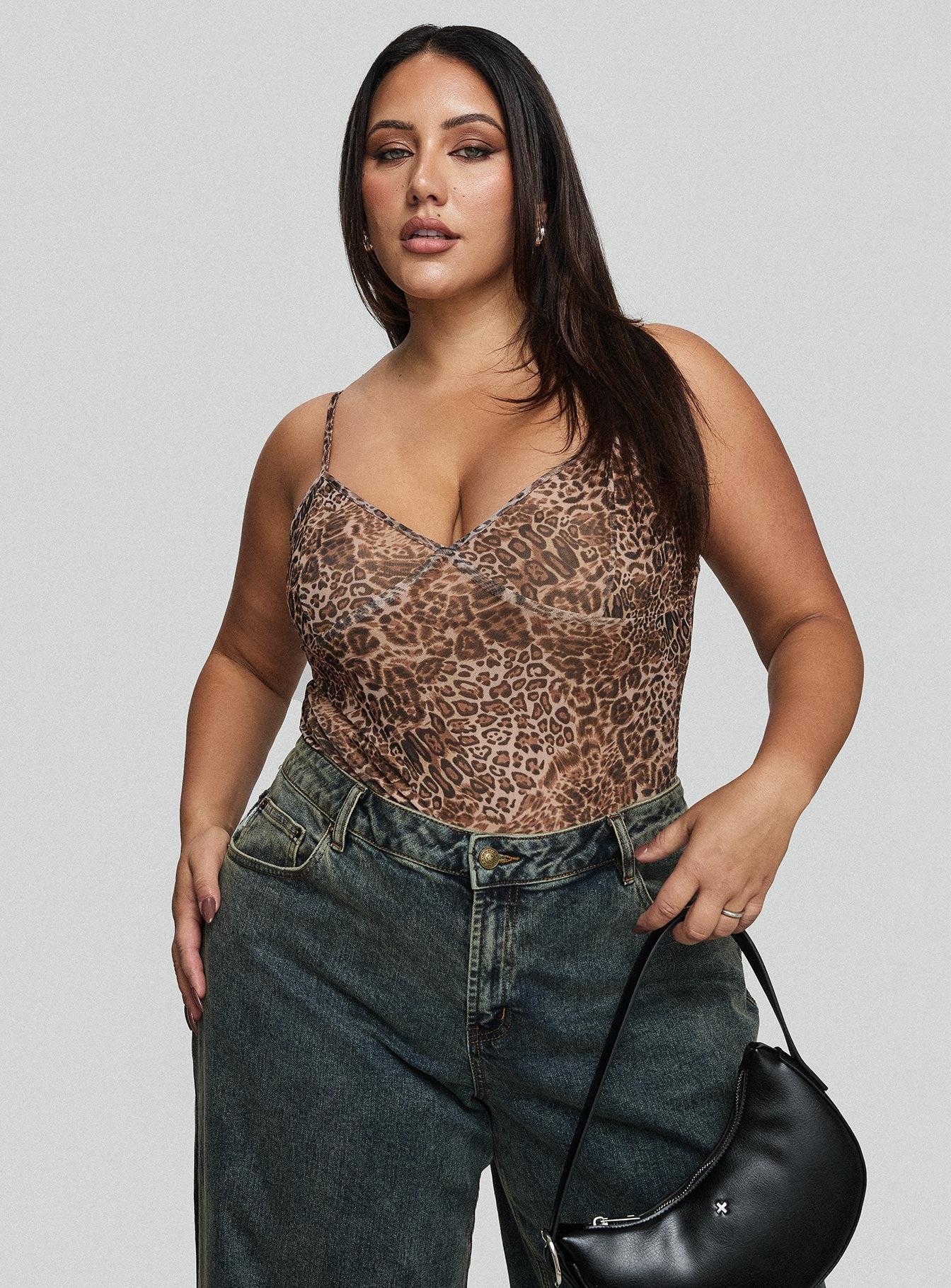 Elixia Bodysuit Leopard Curve Product Image