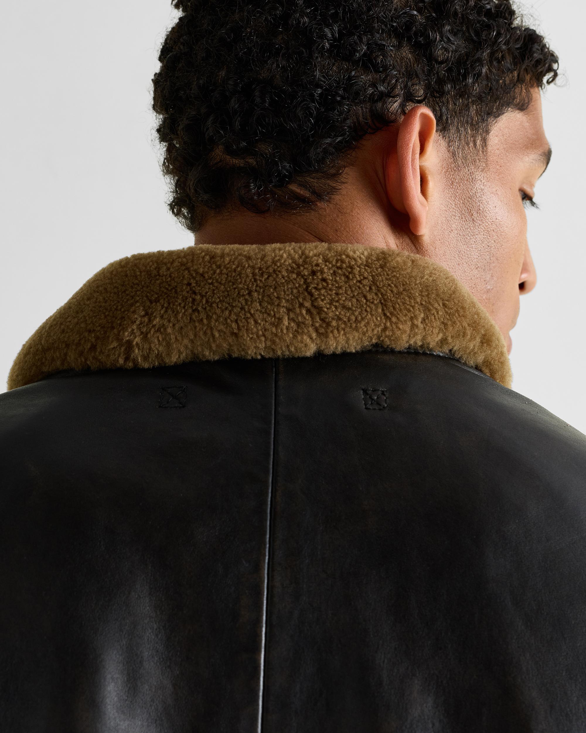 Quince | Men's Shearling Collar Leather Flight Jacket Product Image