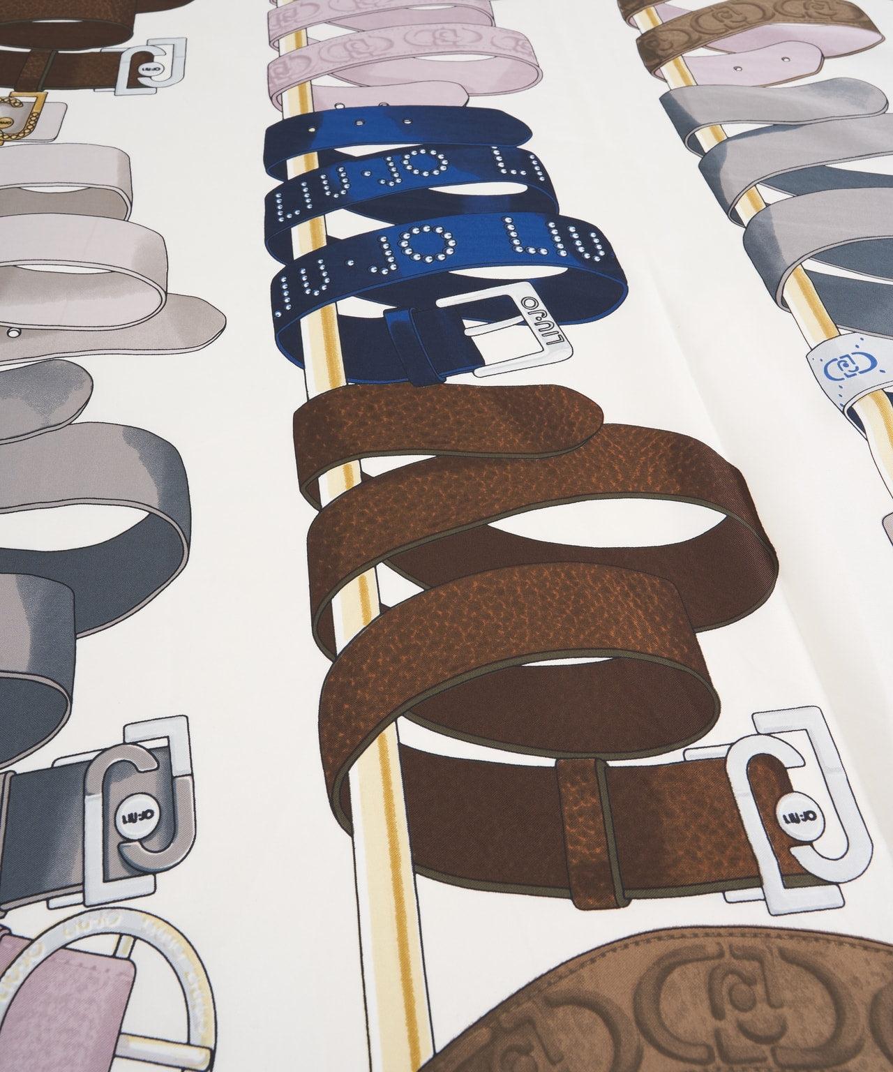 Scarf with belt print Product Image