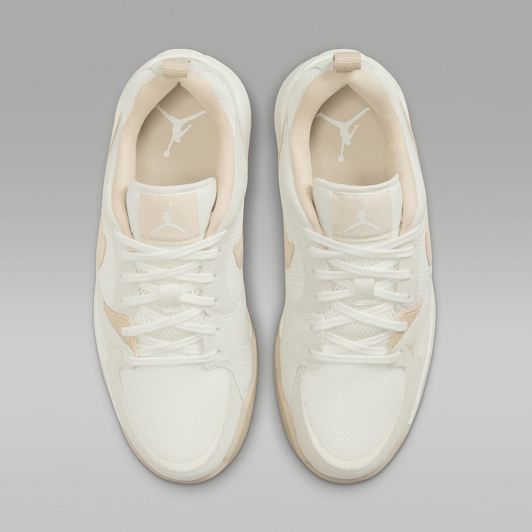 Jordan CMFT Era Women's Shoes Product Image