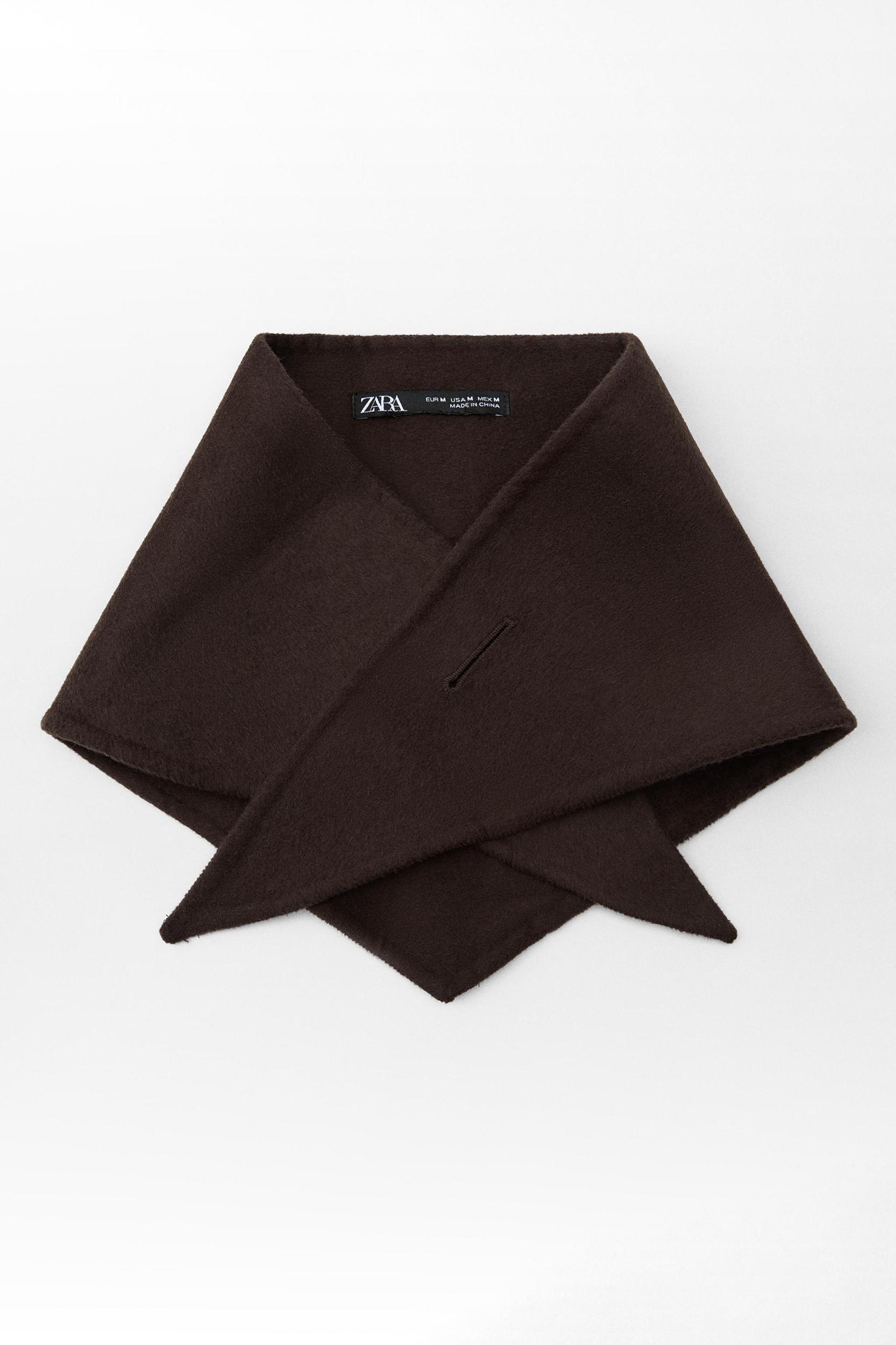 BANDANA WITH WOOL Product Image