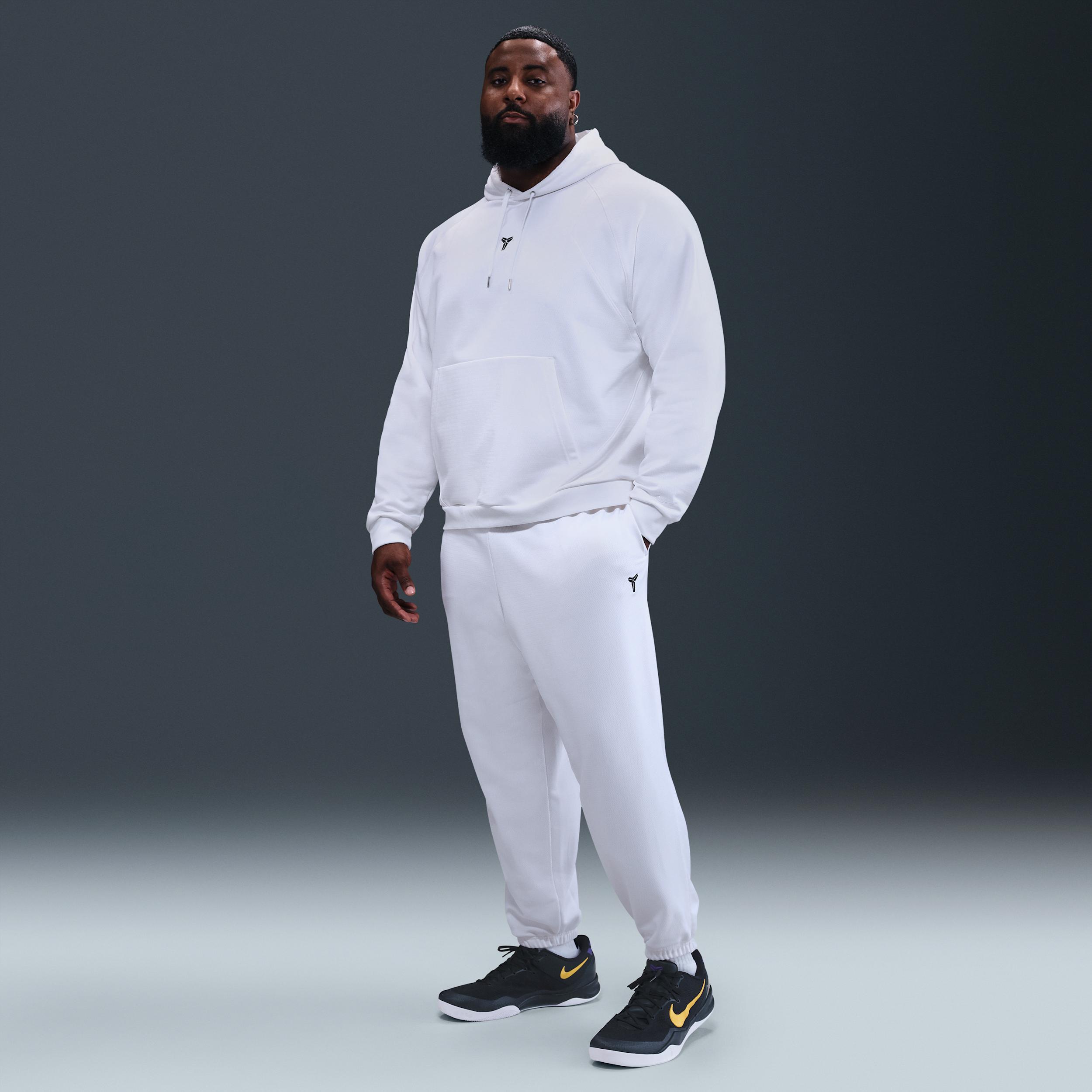 Nike Men's Kobe Therma-FIT Basketball Pants Product Image