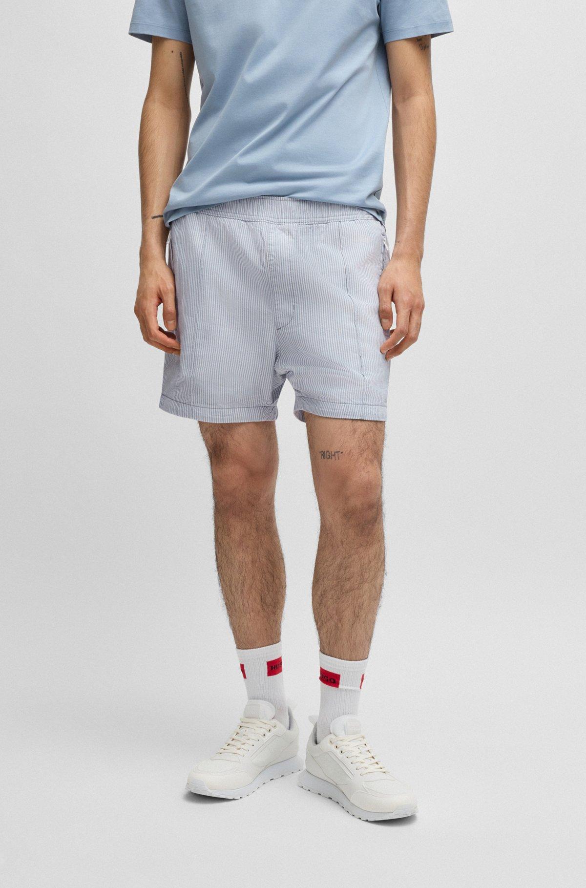 Shorts with vertical stripe Product Image