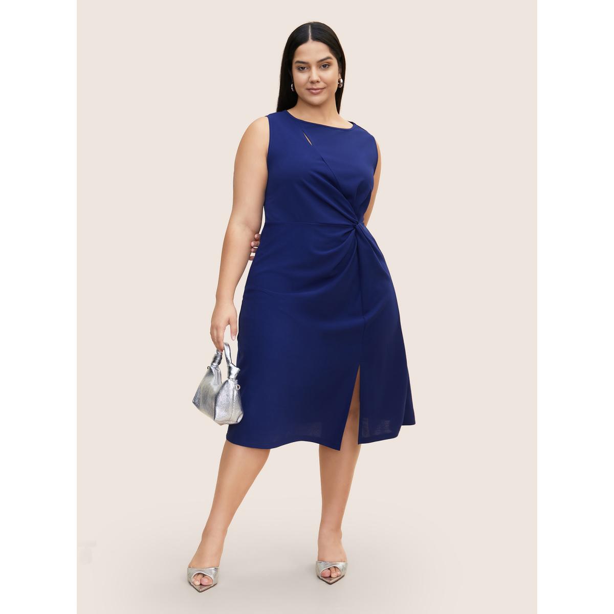 Plus Size Plain Twist Front Slit Hem Dress Navy Women At the Office Twist Round Neck Sleeveless Curvy BloomChic 10/M Product Image
