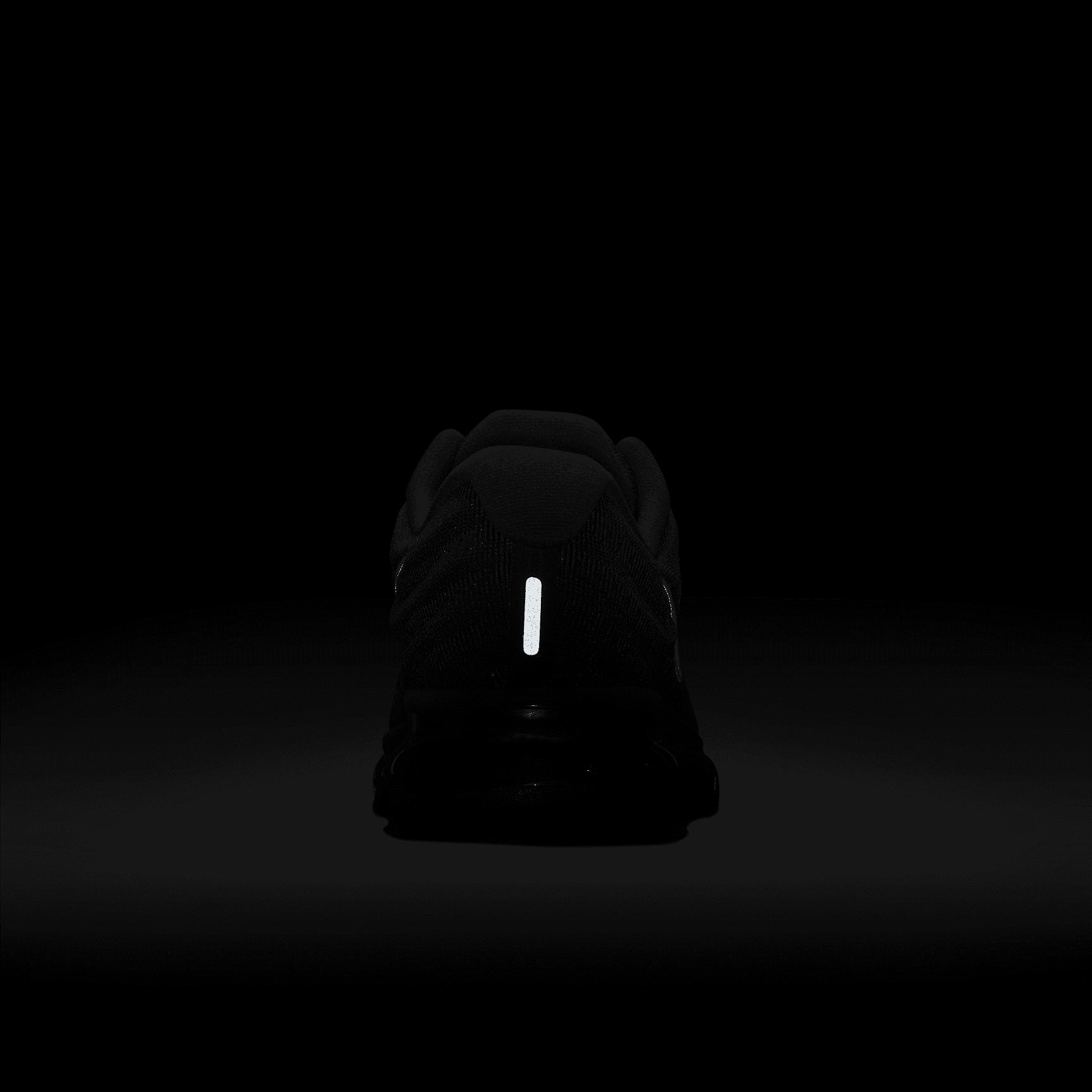 Nike Men's Air Max 2013 Shoes Product Image