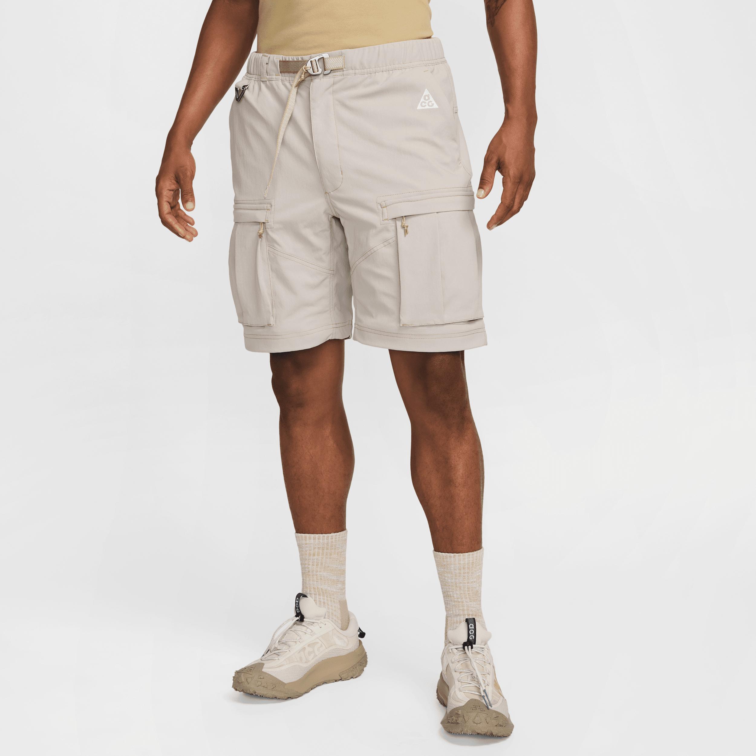 Men's Nike ACG "Smith Summit" Cargo Pants Product Image