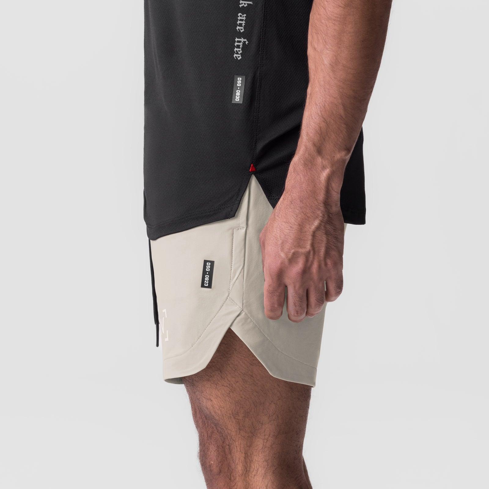 0823. Tetra-Lite® 7" Linerless Short - Sand Smoke "Wings" Male Product Image