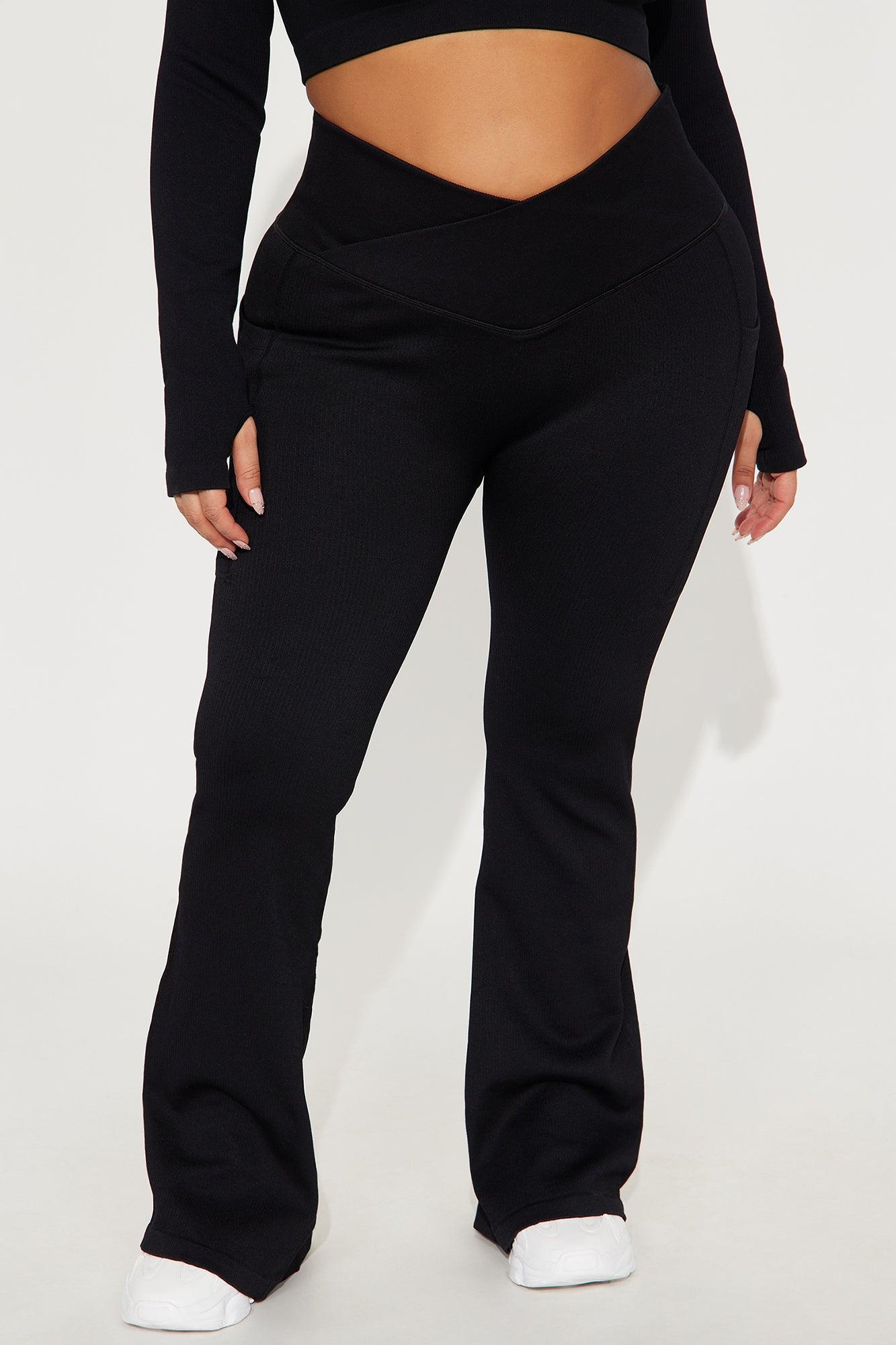 Resistance Effortless Seamless Active Legging - Black Product Image
