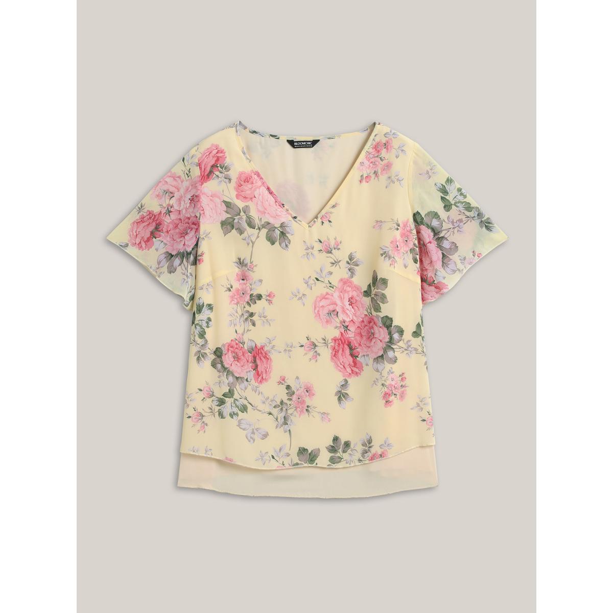 Plus Size Lightyellow Large Flower Print Layered Hem Blouse Women Short sleeve V-neck Everyday-Elegant Blouses BloomChic 12/L Product Image