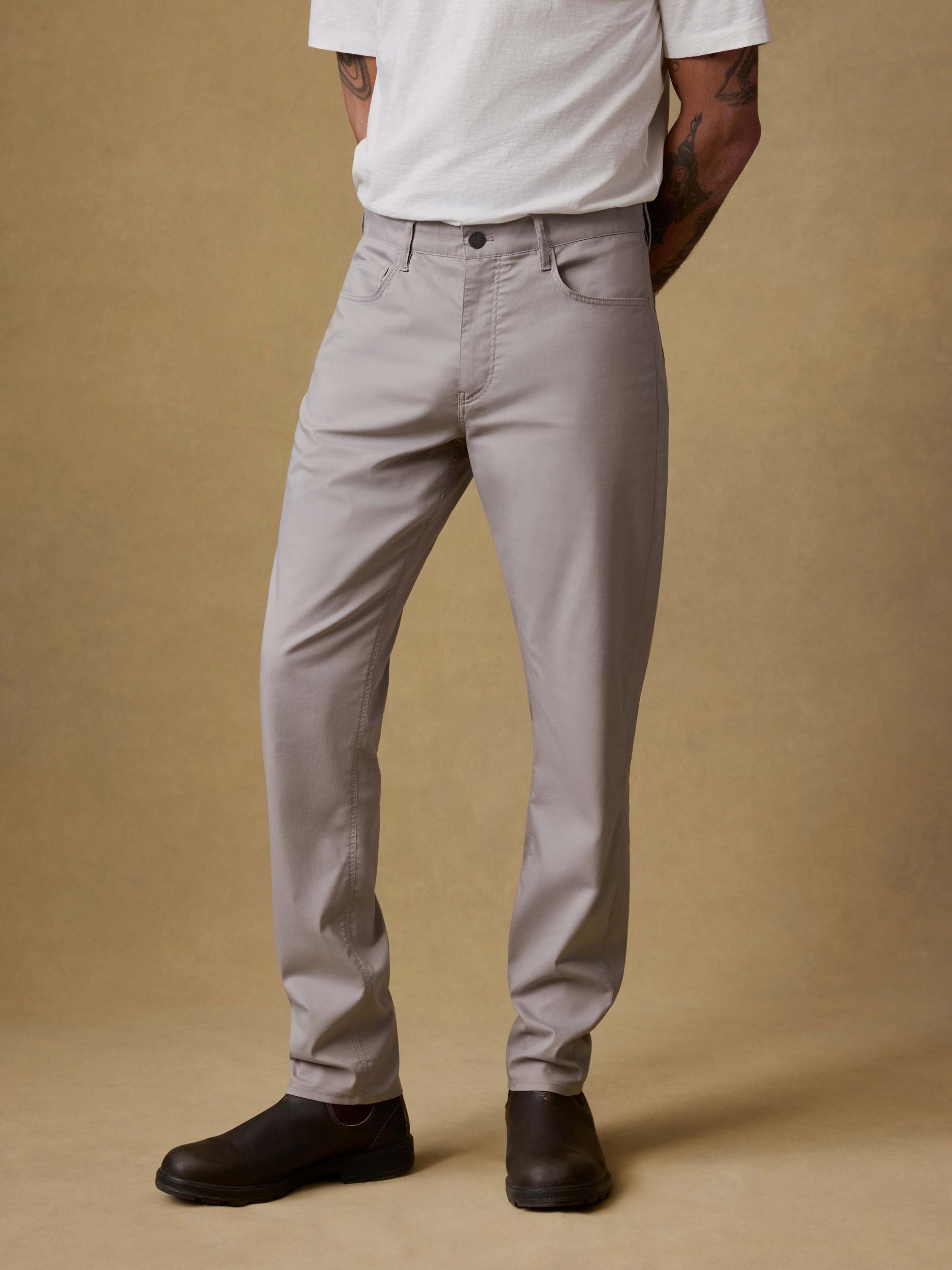Movement™ 5-Pocket Pant - Fossil Male Product Image