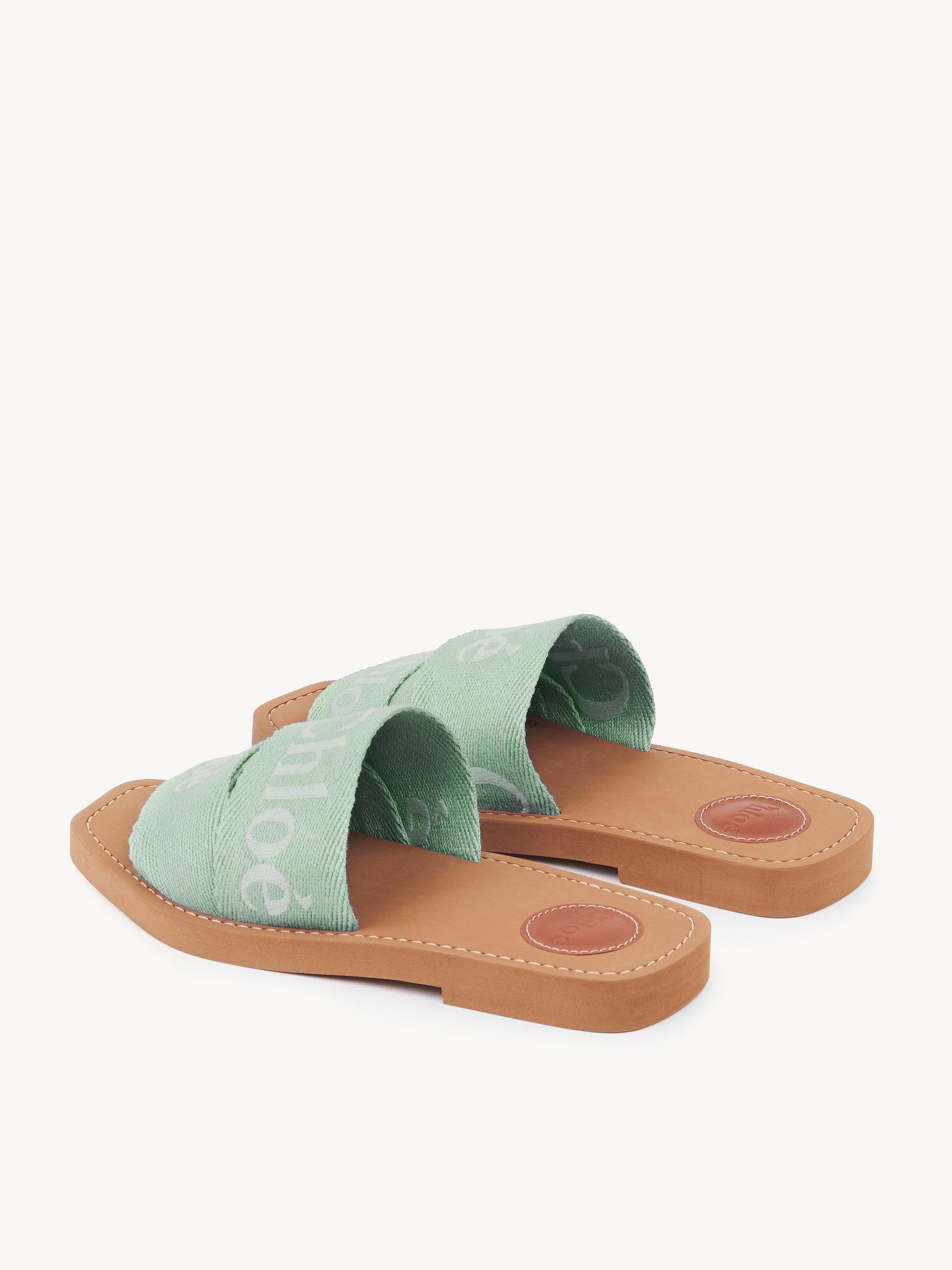 Woody mule Product Image