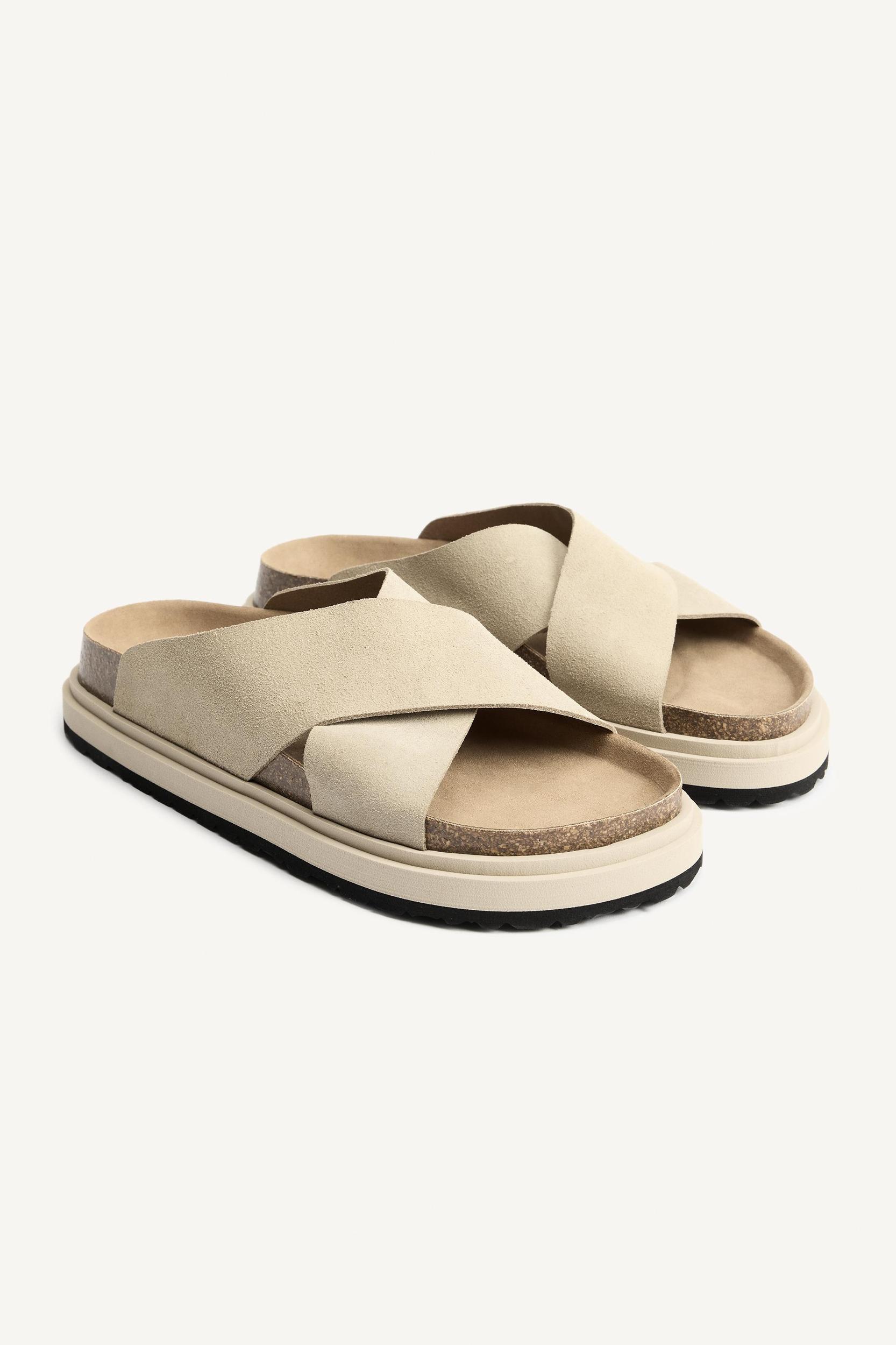 LTHR SNDLS Product Image