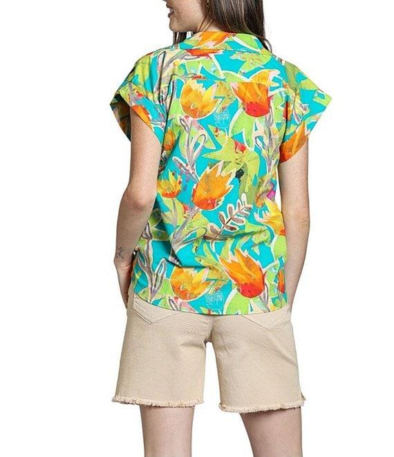 APNY Woven Printed Split V-Neck Short Sleeve Blouse Product Image