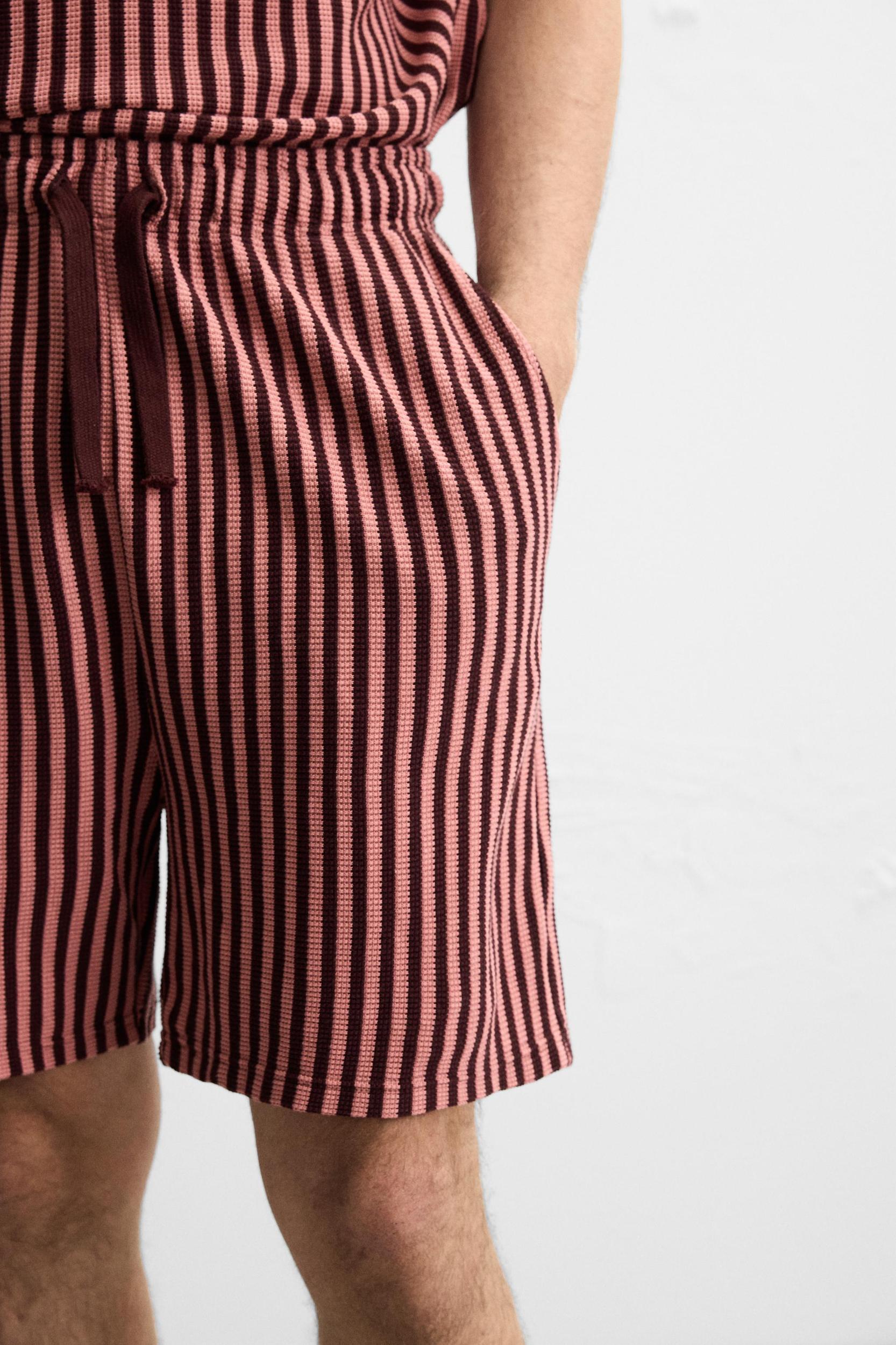 STRIPED JACQUARD SHORTS Product Image
