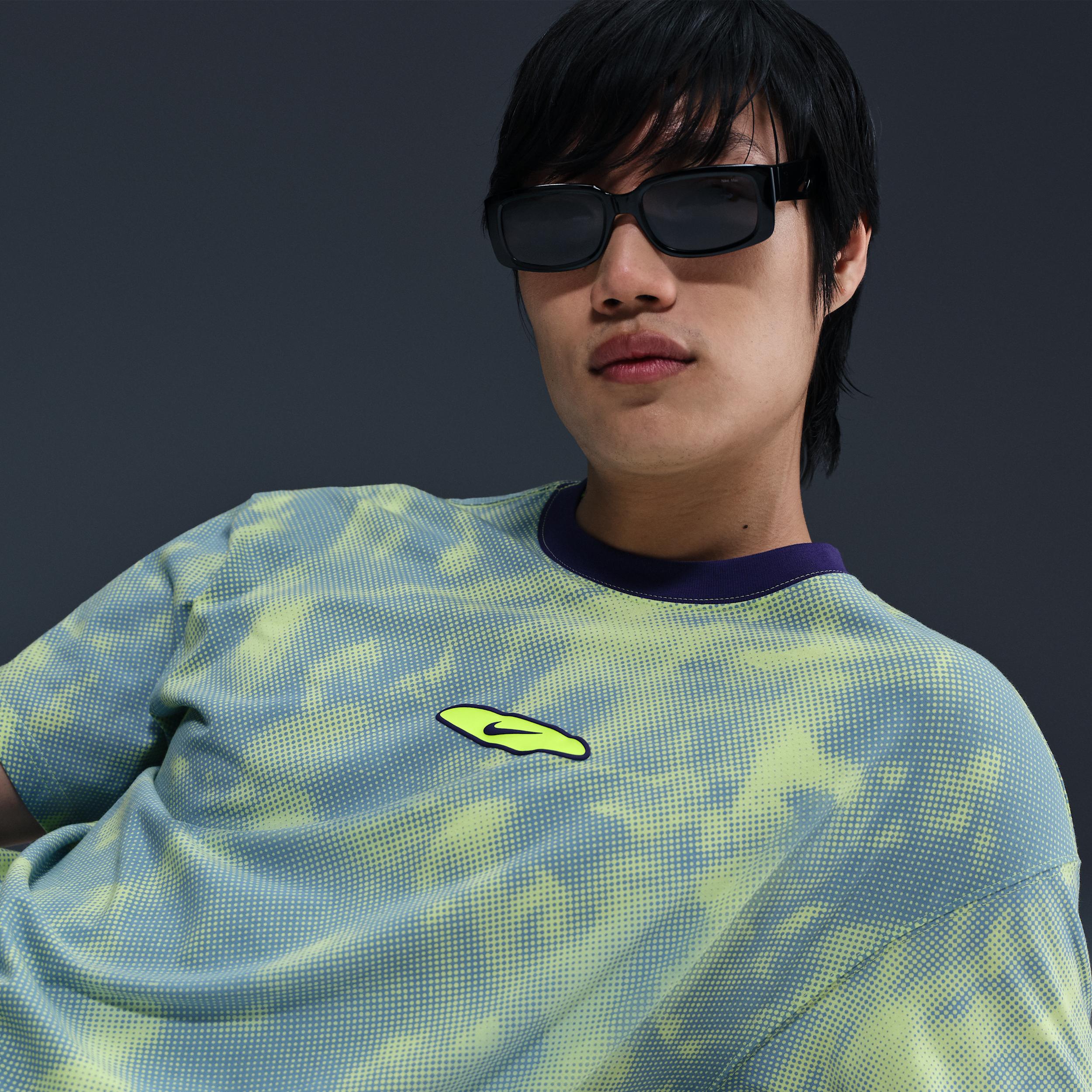 Nike Men's Max90 Soccer T-Shirt Product Image