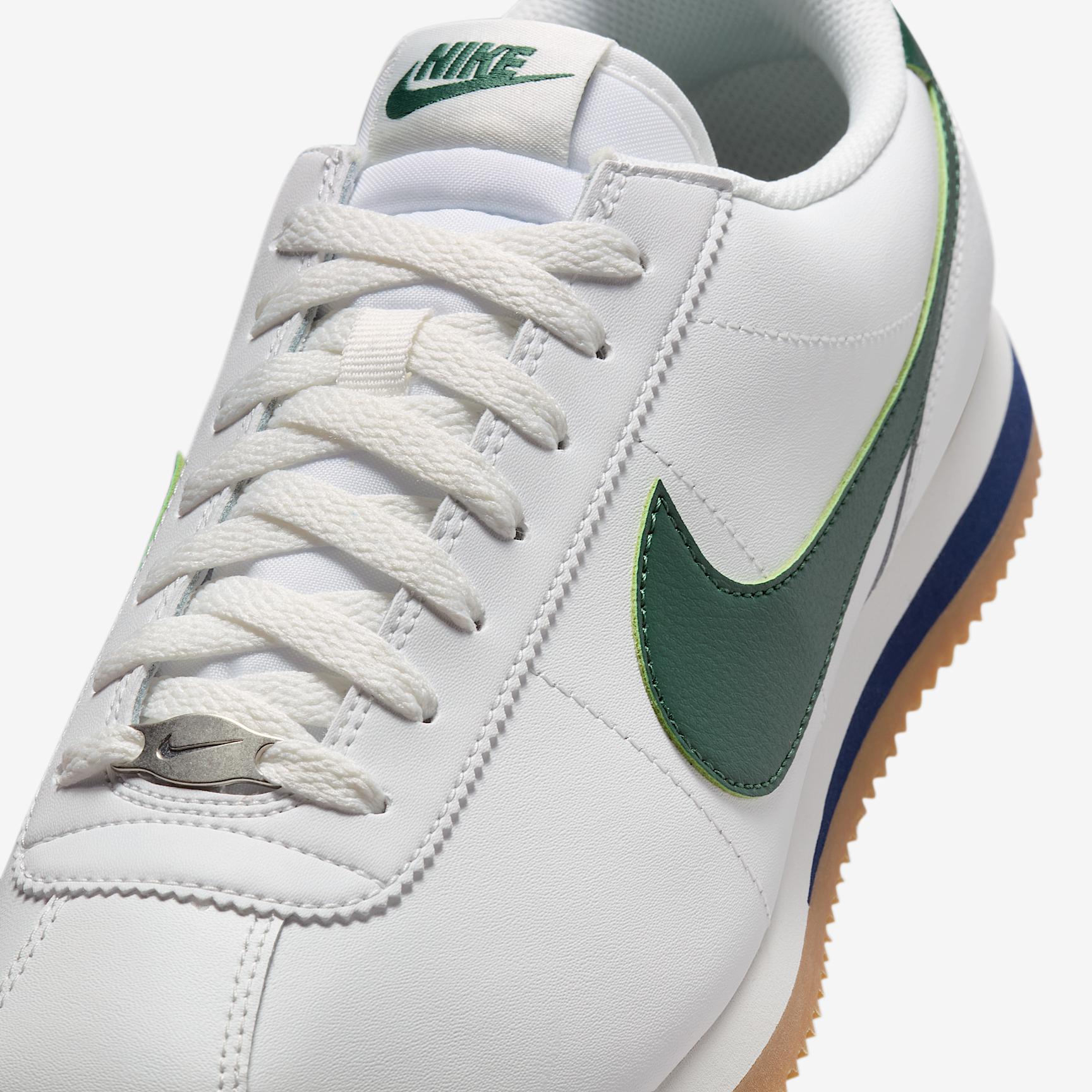 Nike Men's Cortez Leather Shoes Product Image