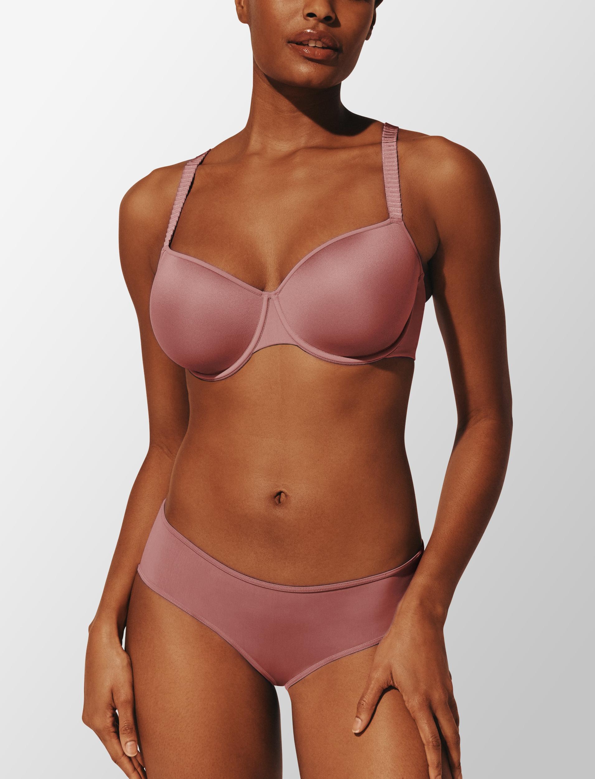 24/7® Classic T-Shirt Bra Product Image