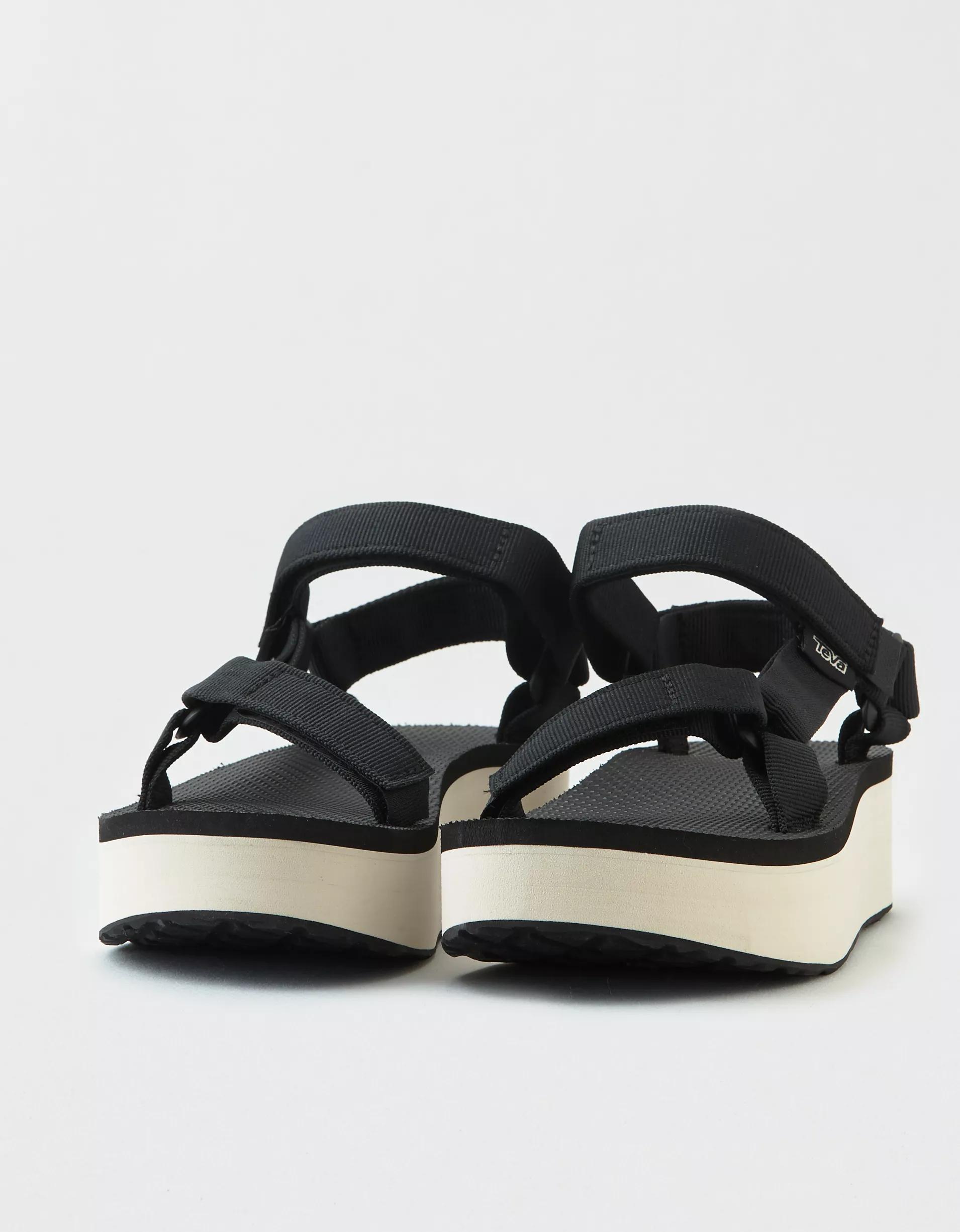 Teva Women's Original Flatform Universal Sandal Product Image