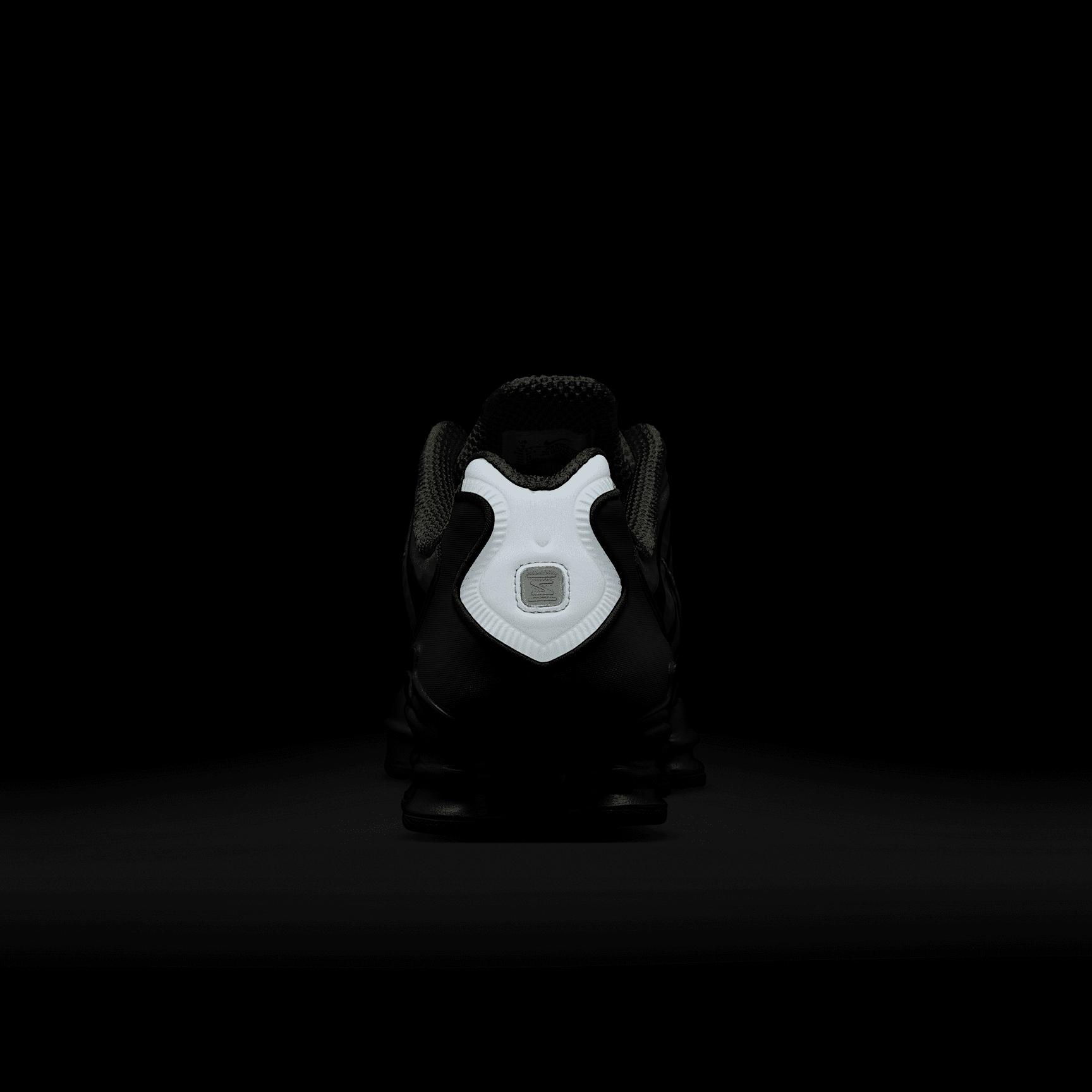 Nike Womens Shox TL Shoes | HV2520-001 Product Image