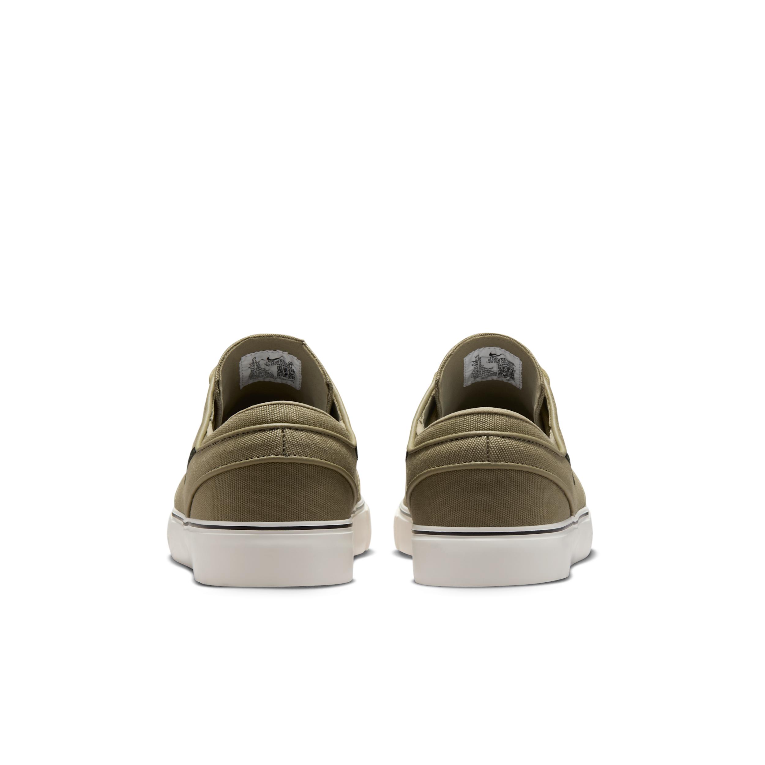 Men's Nike SB Zoom Janoski OG+ Canvas Skate Shoes Product Image