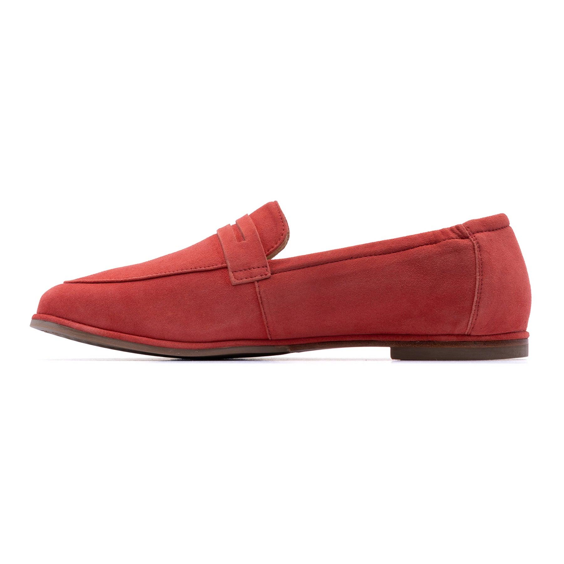 Strada Loafer Female Product Image