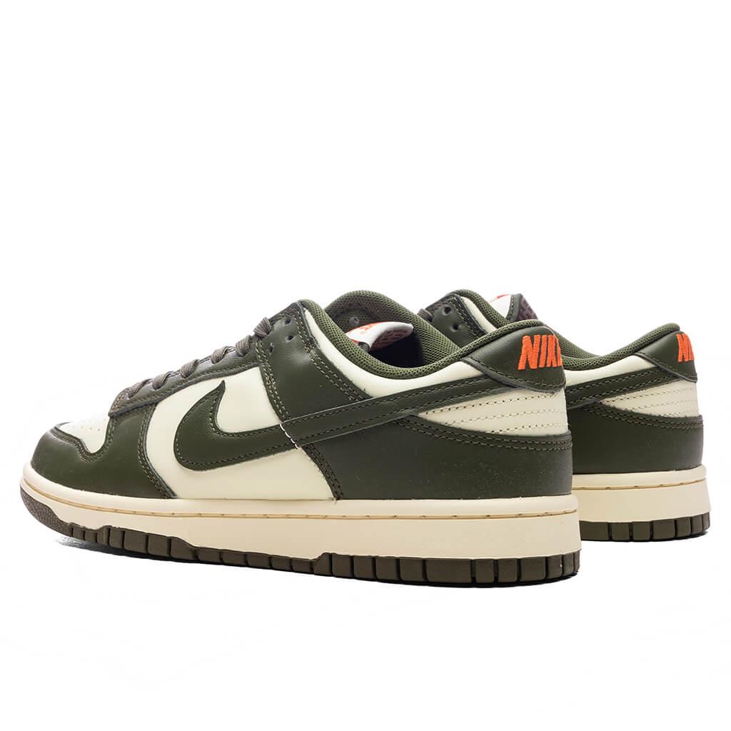 Dunk Low Retro - Coconut Milk/Rough Green/Electro Orange Male Product Image