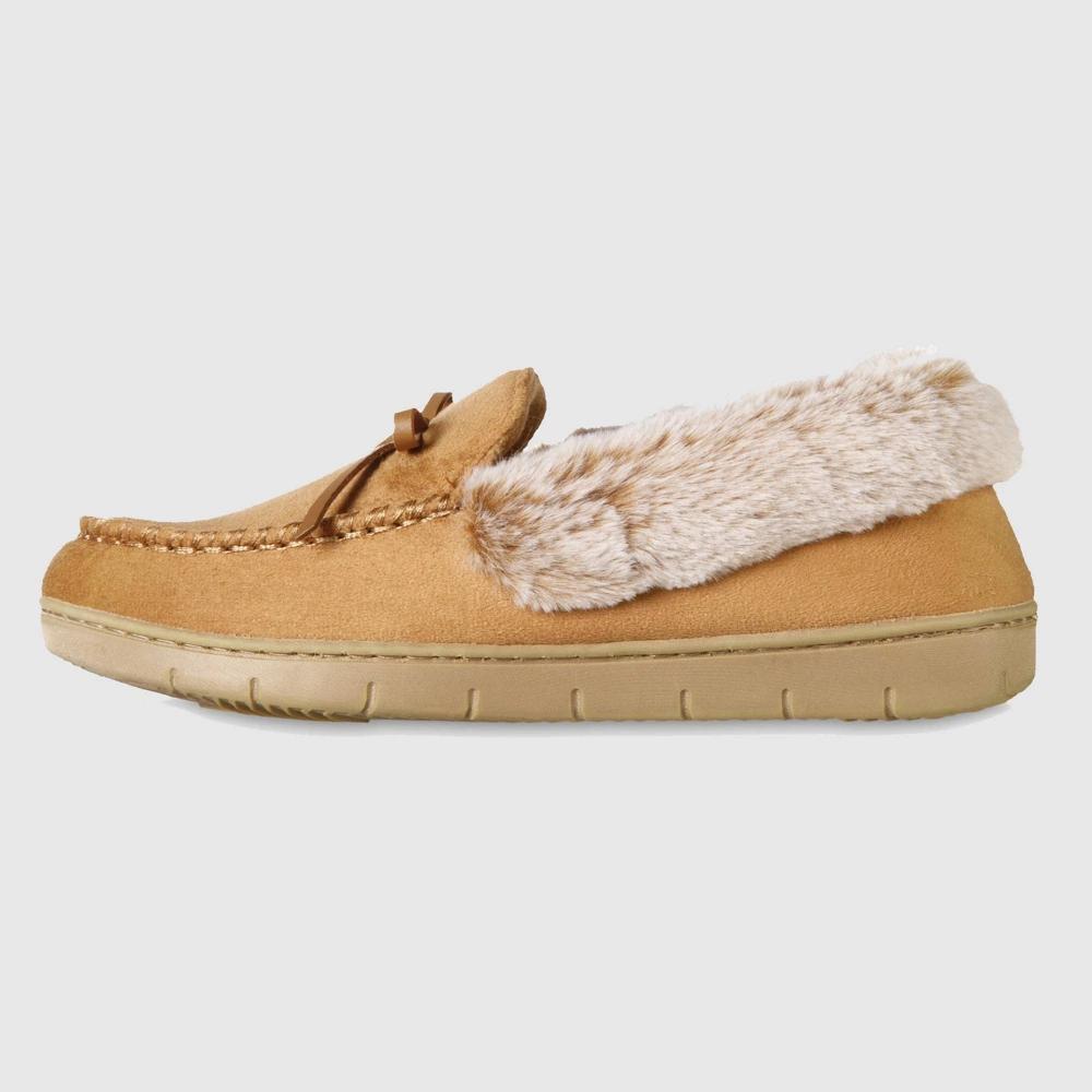 Isotoner Women's Recycled Microsuede Slippers Product Image