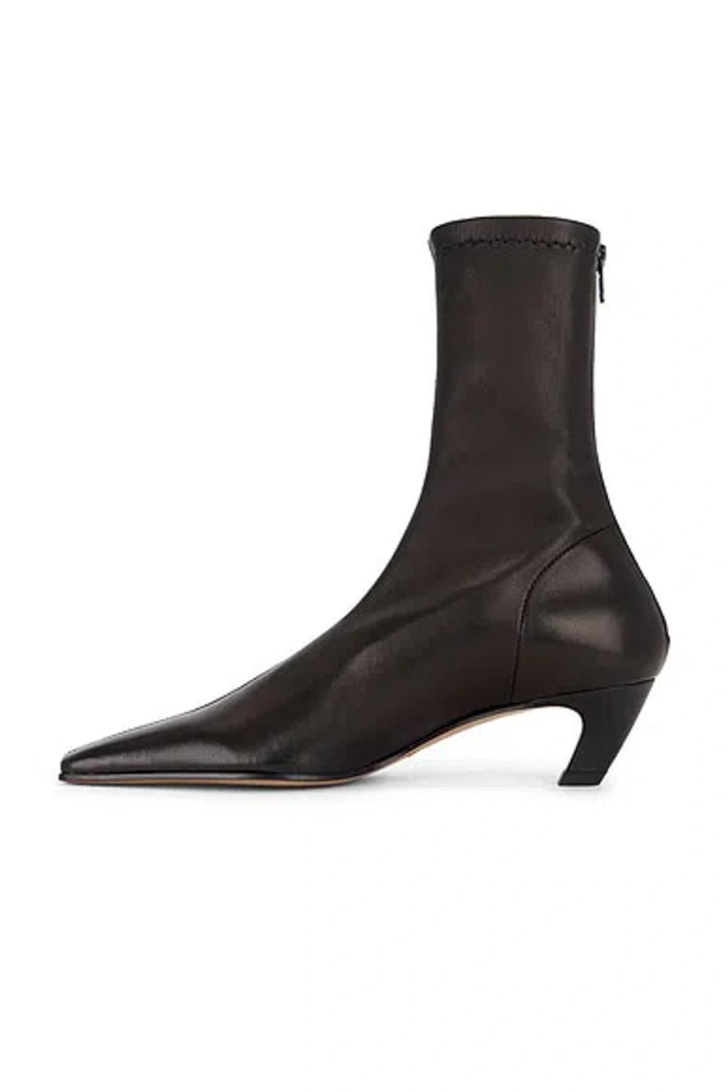 KHAITE Arizona 50 Leather Ankle Boots In Black Product Image