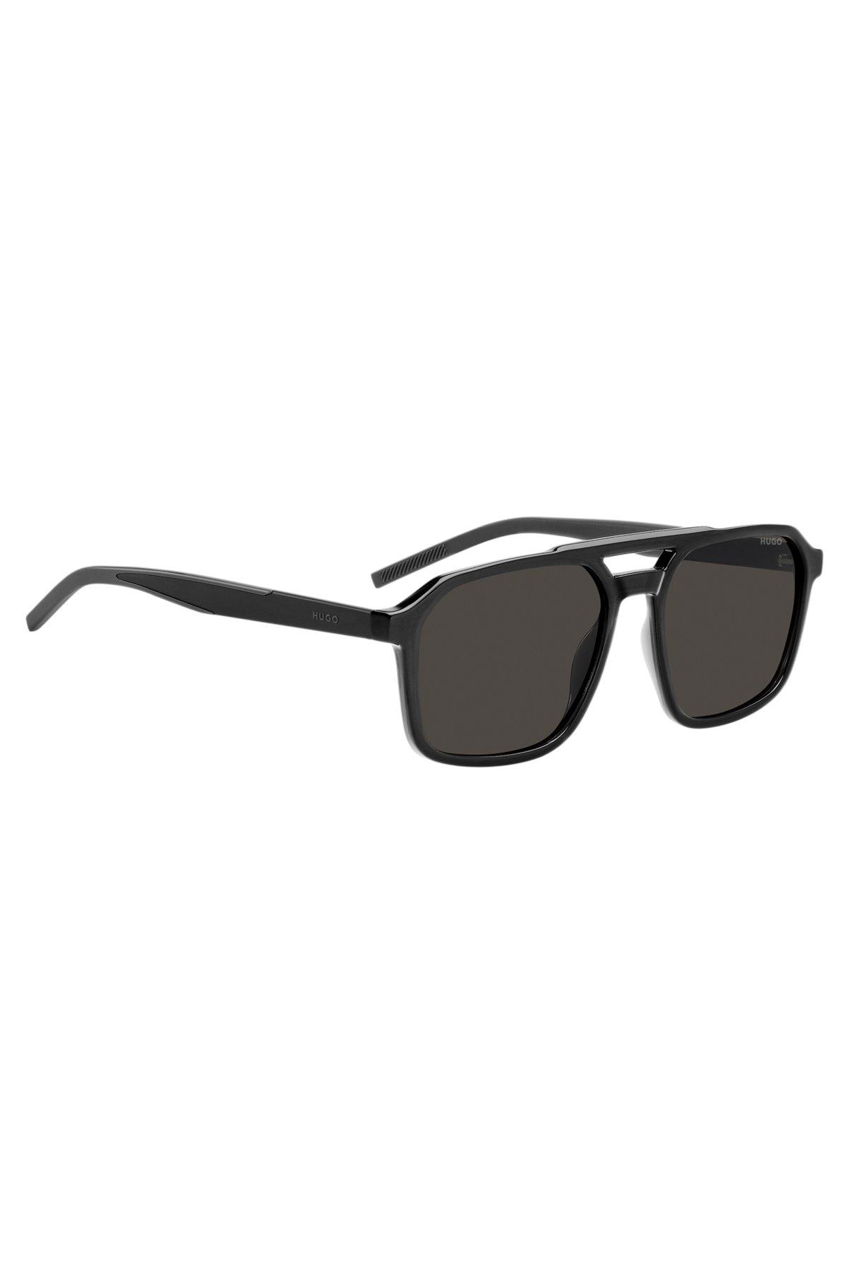 HUGO - Double-bridge sunglasses in black and gray Product Image