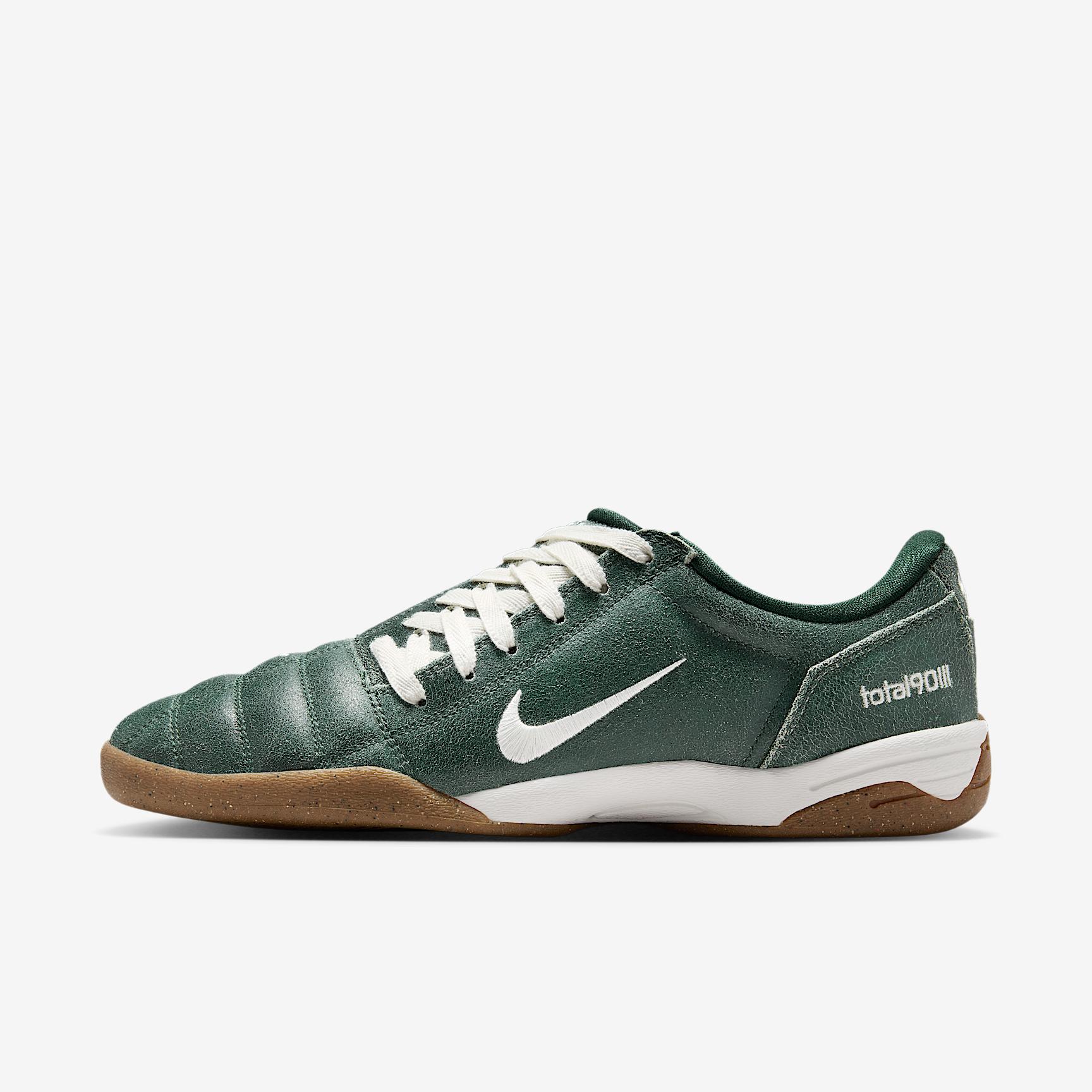 Nike Total 90 Premium Men's Shoes Product Image