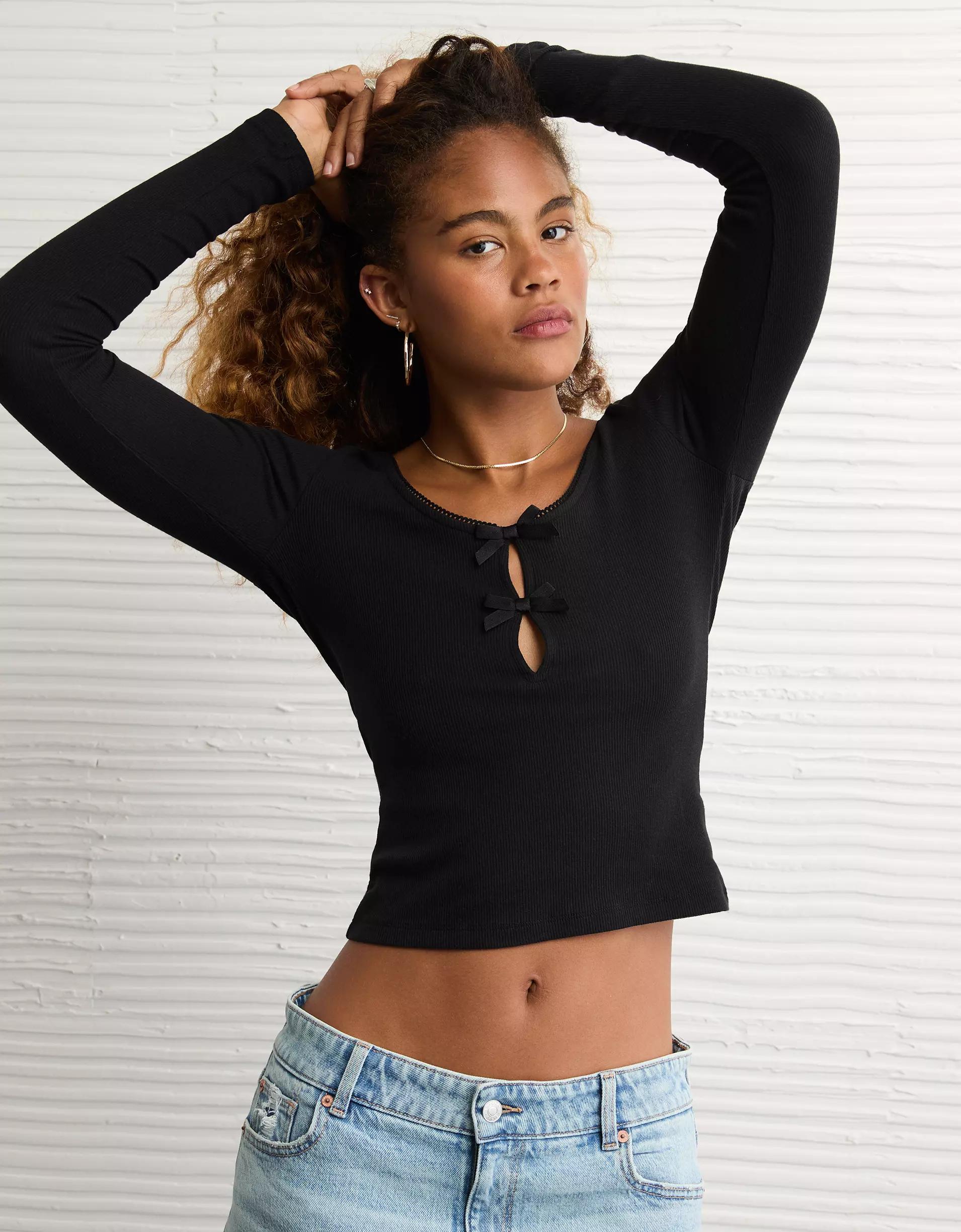 AE Long Sleeve Bow T-Shirt Product Image