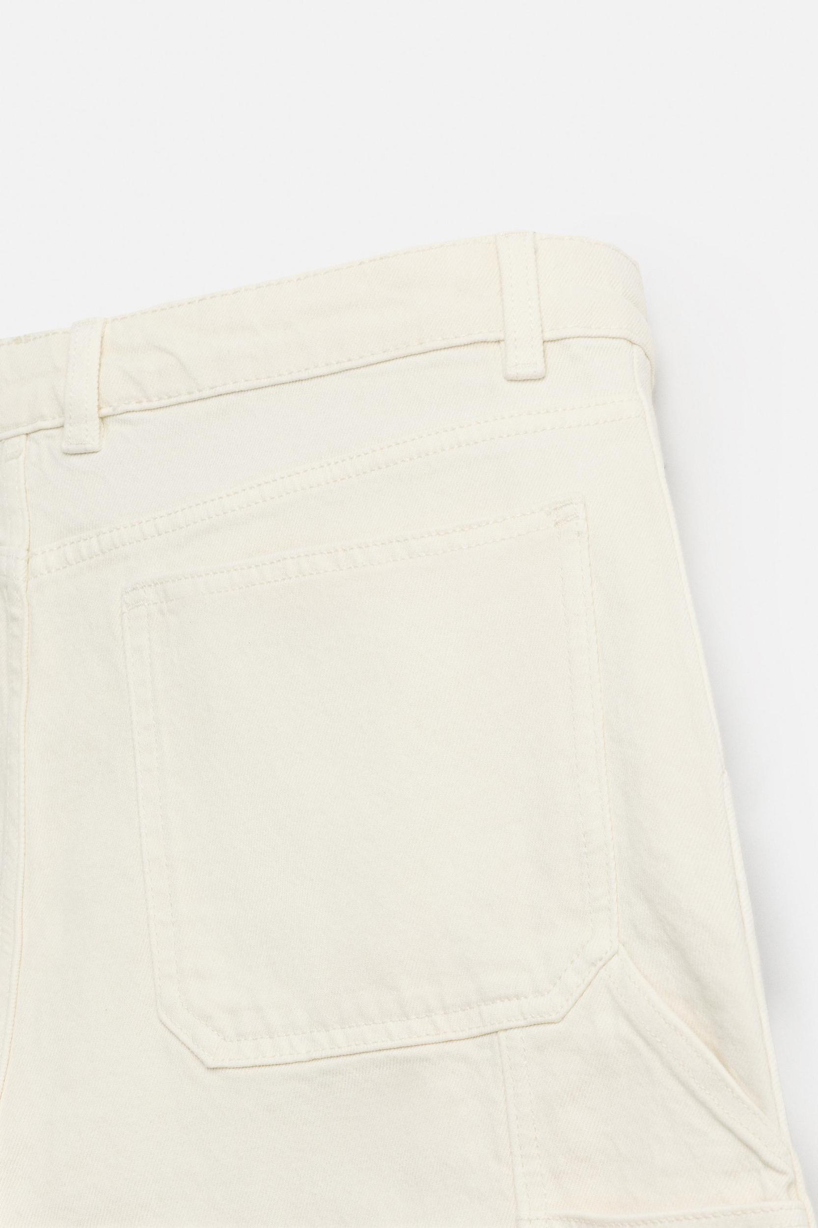 CARPENTER POCKET BERMUDA SHORTS Product Image