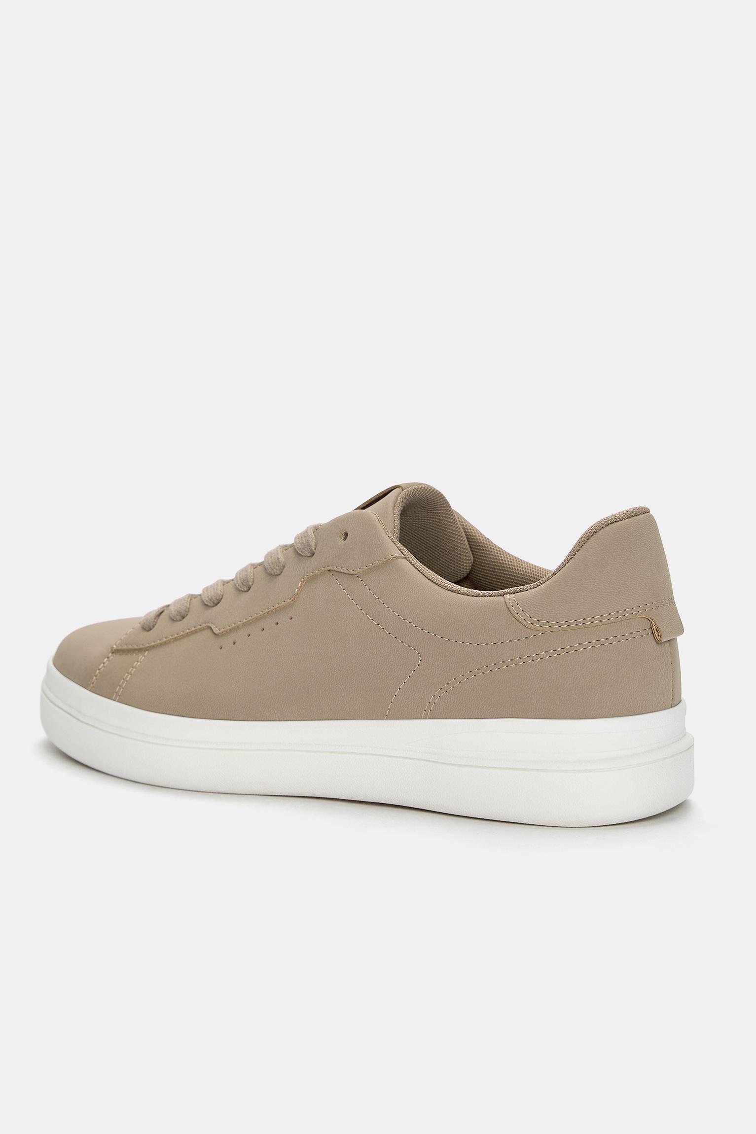 Chunky casual sneakers Product Image